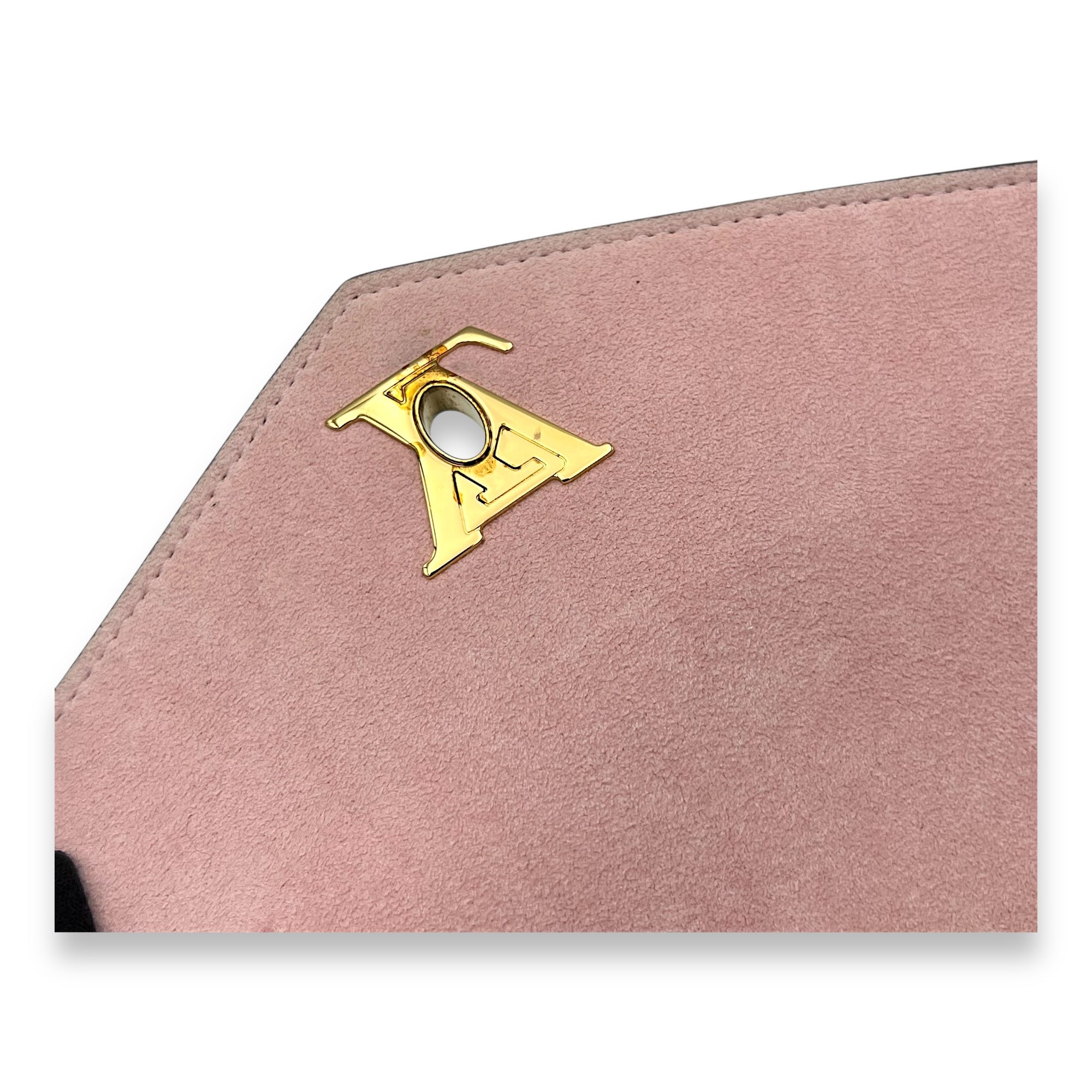 Louis Vuitton LockMe Wallet On Chain Beige in Calfskin, Gold hardware_10