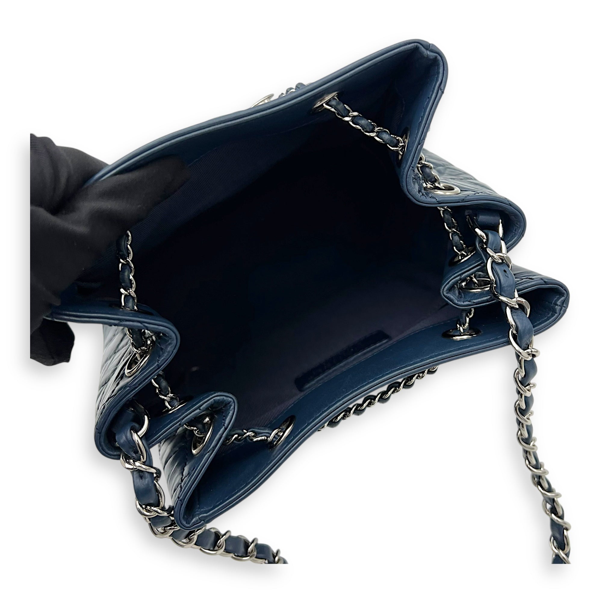 Chanel Quilted Seasonal Bucket Bag Blue in Calfskin, Gold hardware_9