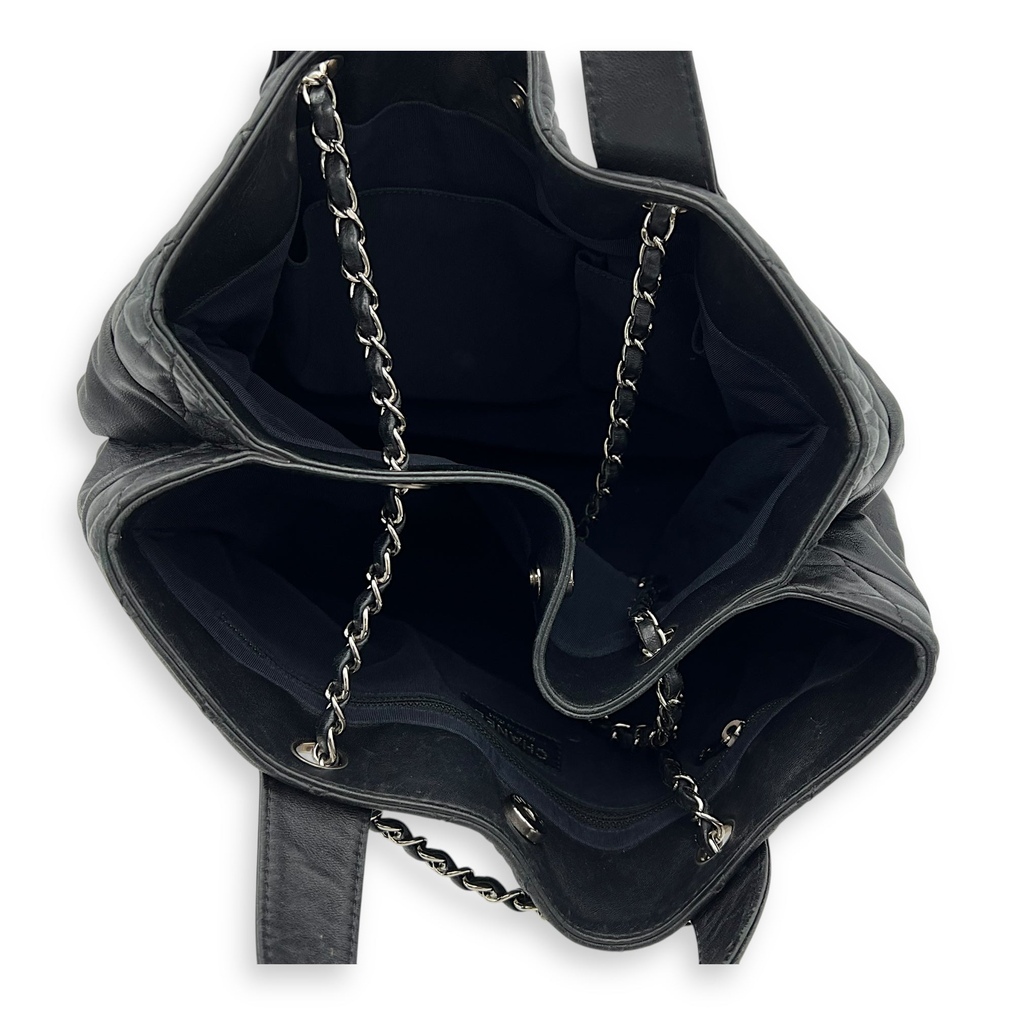 Chanel CC Tote Bag Black in Lambskin, Silver hardware_6