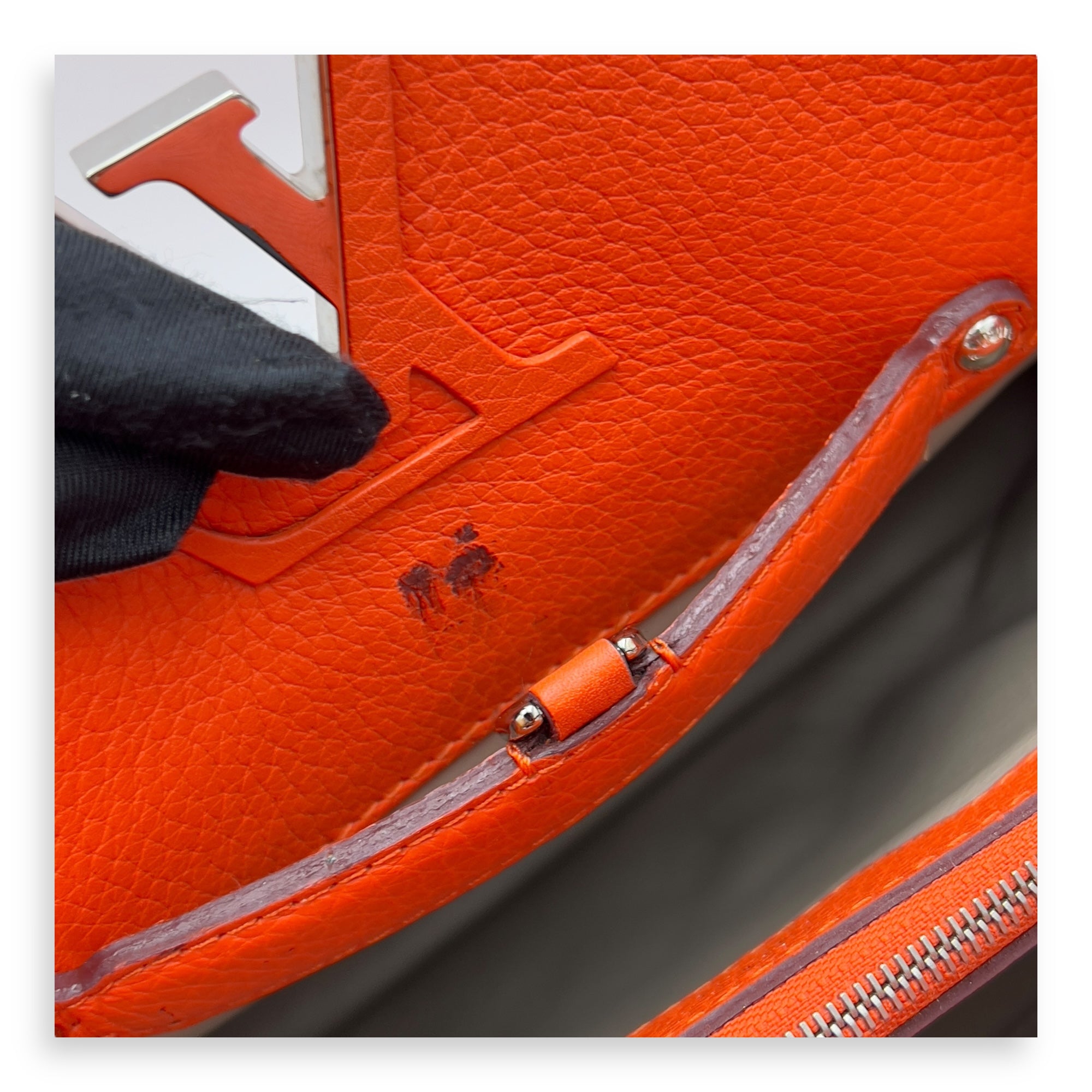 Louis Vuitton Capucines Top Handle Bag Orange in Taurillon Leather, Guilloche hardware_10