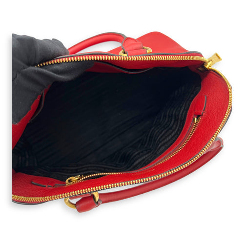 Prada Vitello Daino Medium Red Crossbody Bag in Calfskin, Gold hardware_10