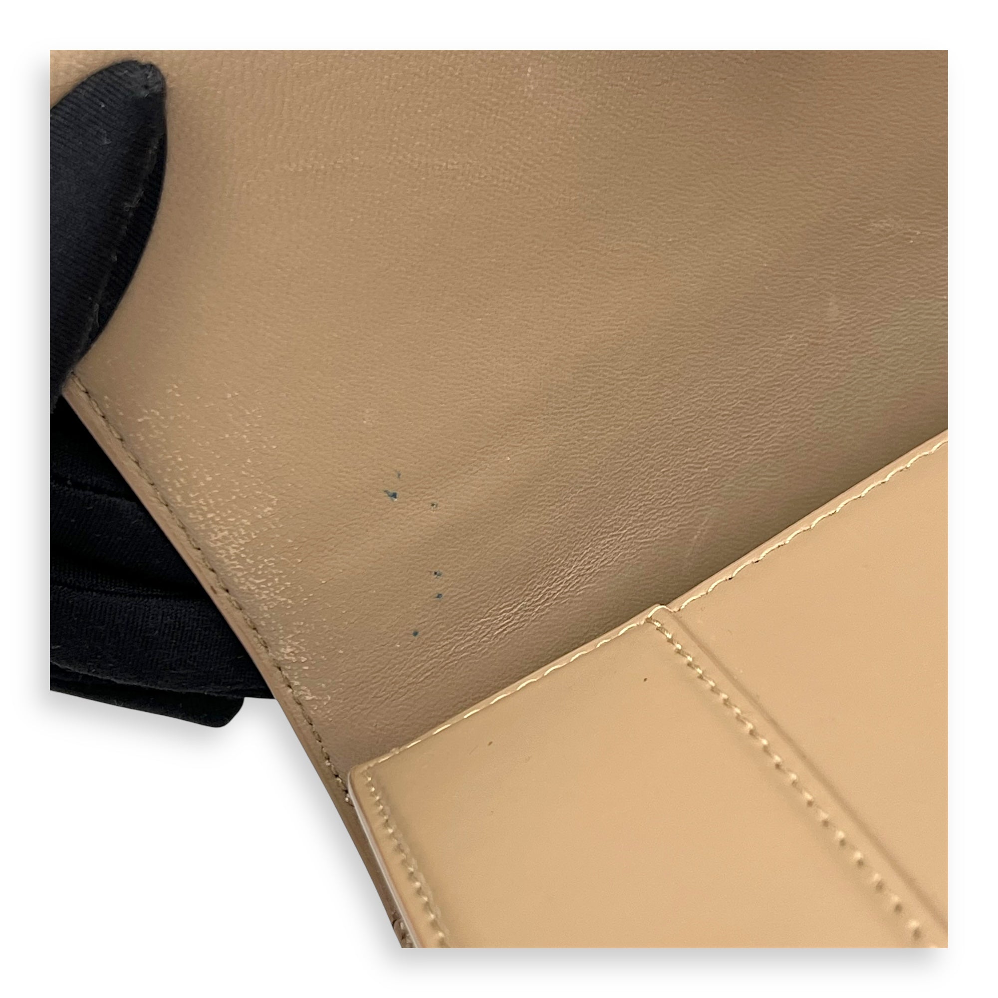 Balenciaga Hourglass Small Beige Top Handle Bag in Calfskin, Gold hardware_10
