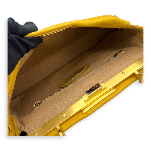Fendi Peekaboo Top Handle Bag Yellow in Calfskin, Gold hardware_10