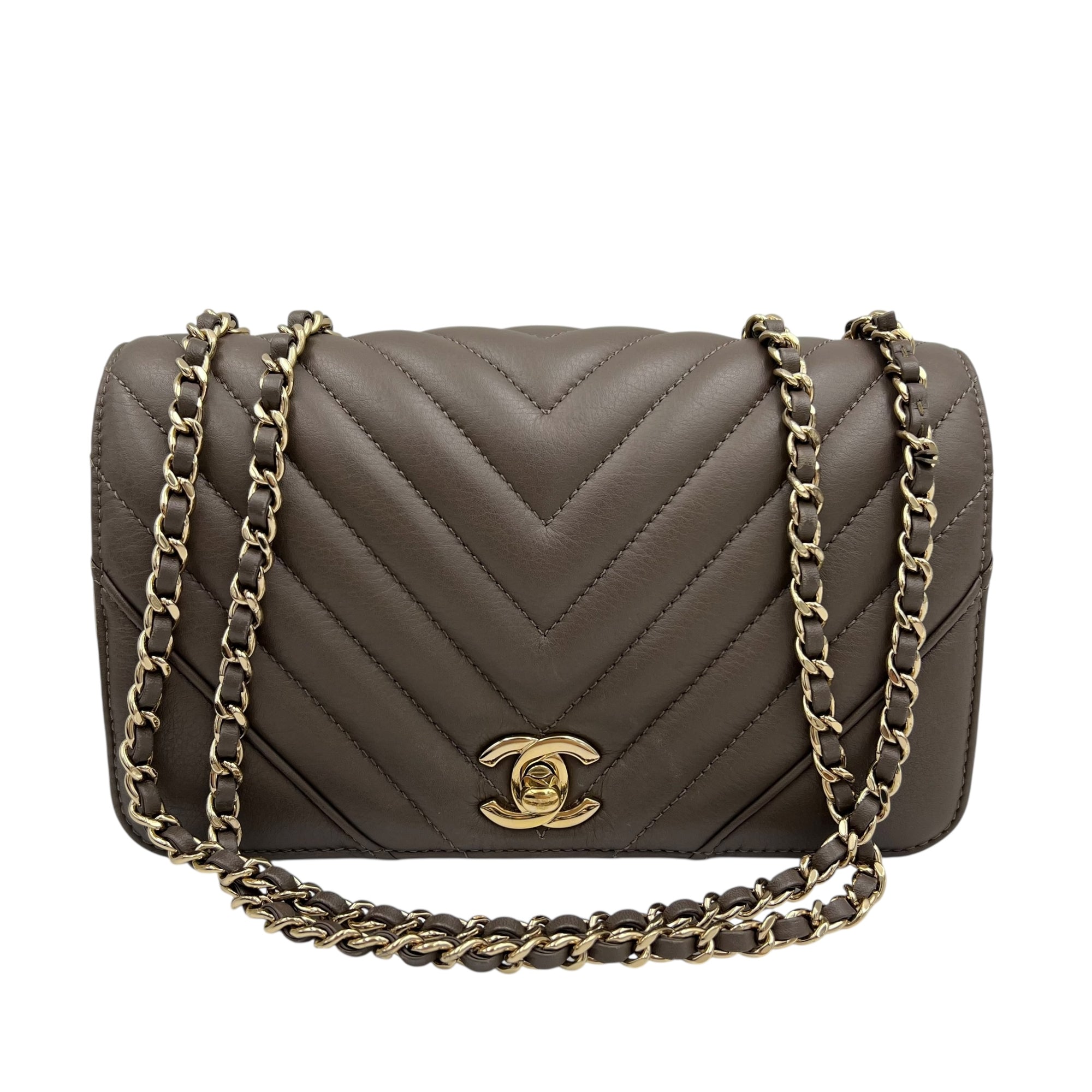 Chanel CC Chevron Brown Shoulder Bag in Calfskin, Gold hardware_10