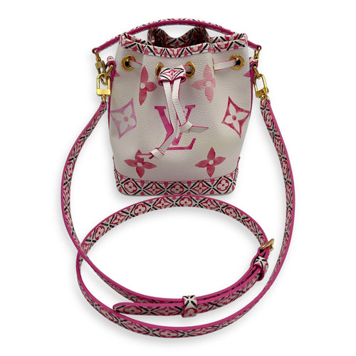 Louis Vuitton By The Pool Noe Nano White Bucket Bag in Coated Canvas, Gold hardware_8