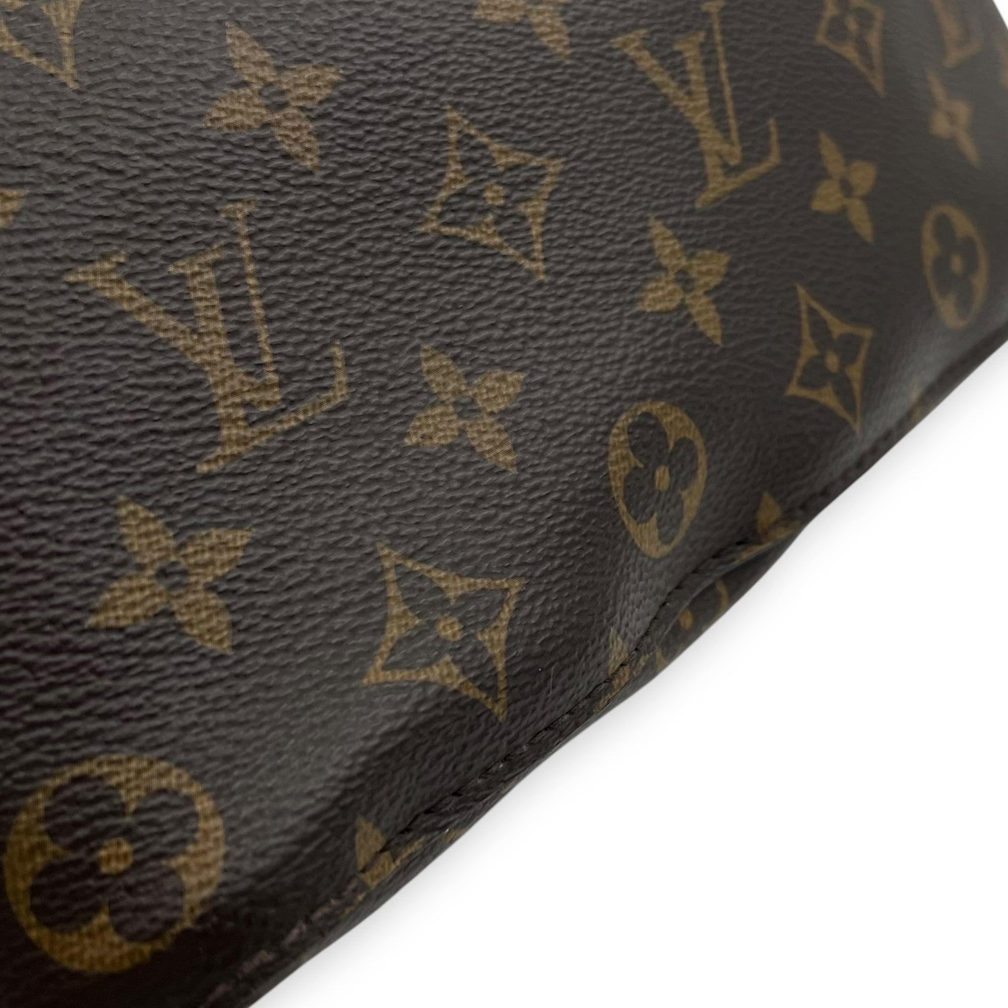 Louis Vuitton NeoNoe MM Brown Bucket Bag in Monogram Coated Canvas, Gold hardware_10