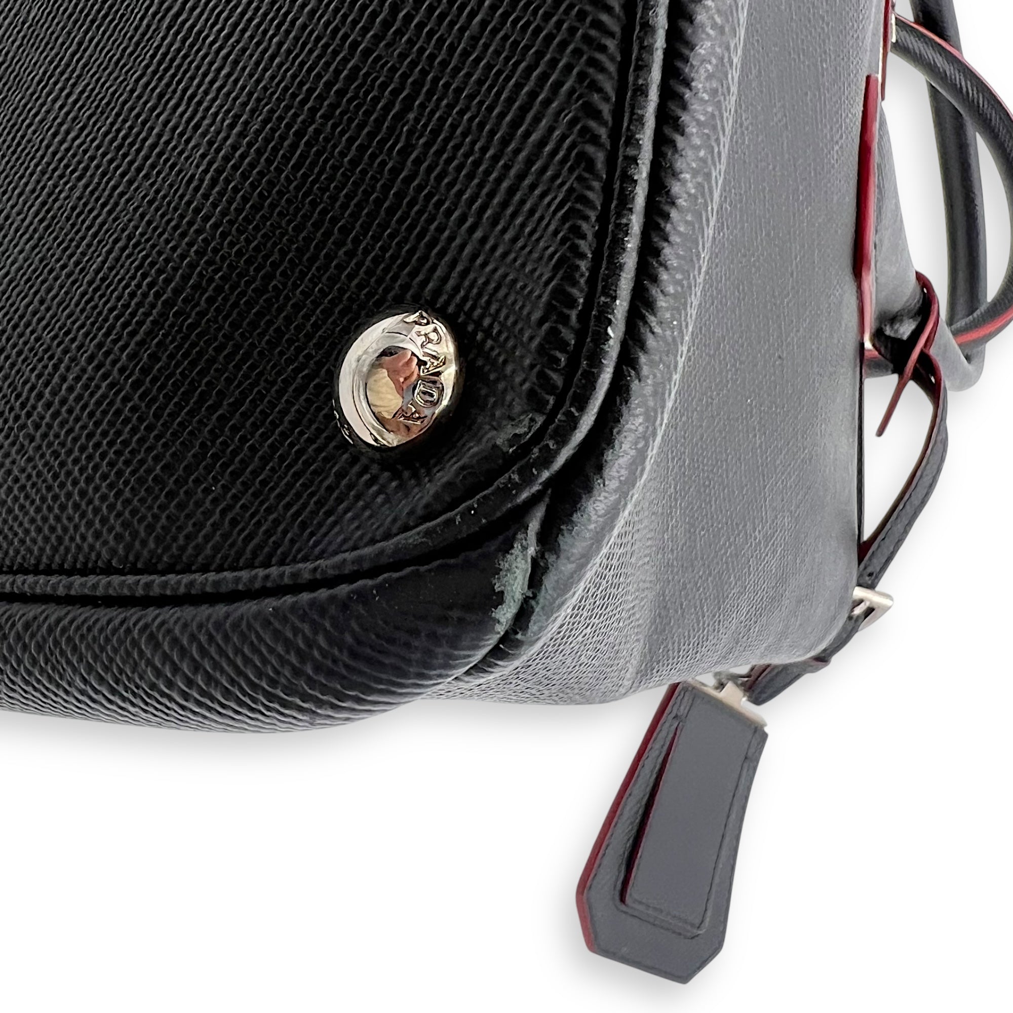 Prada 2 way turnlock bag Top Handle Bag Black in Saffiano Leather, Silver hardware_9