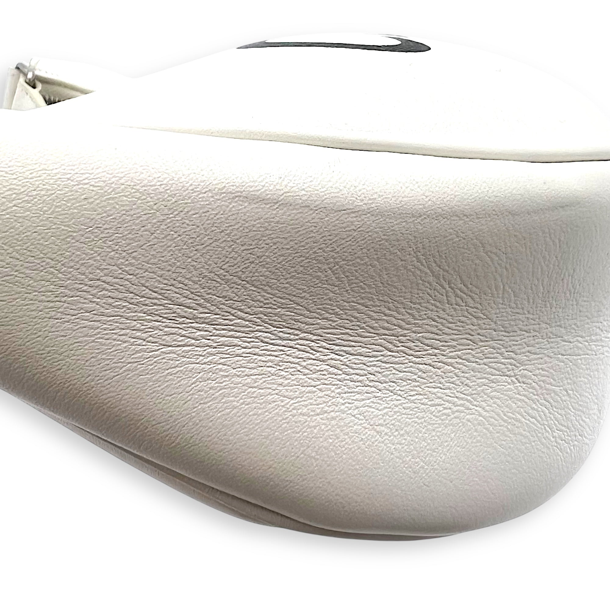 Celine Ava Shoulder Bag White in Calfskin, Silver hardware_10