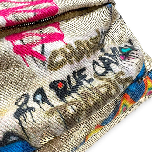 Chanel Grafitti Backpack Gold in Canvas, Gold hardware_10