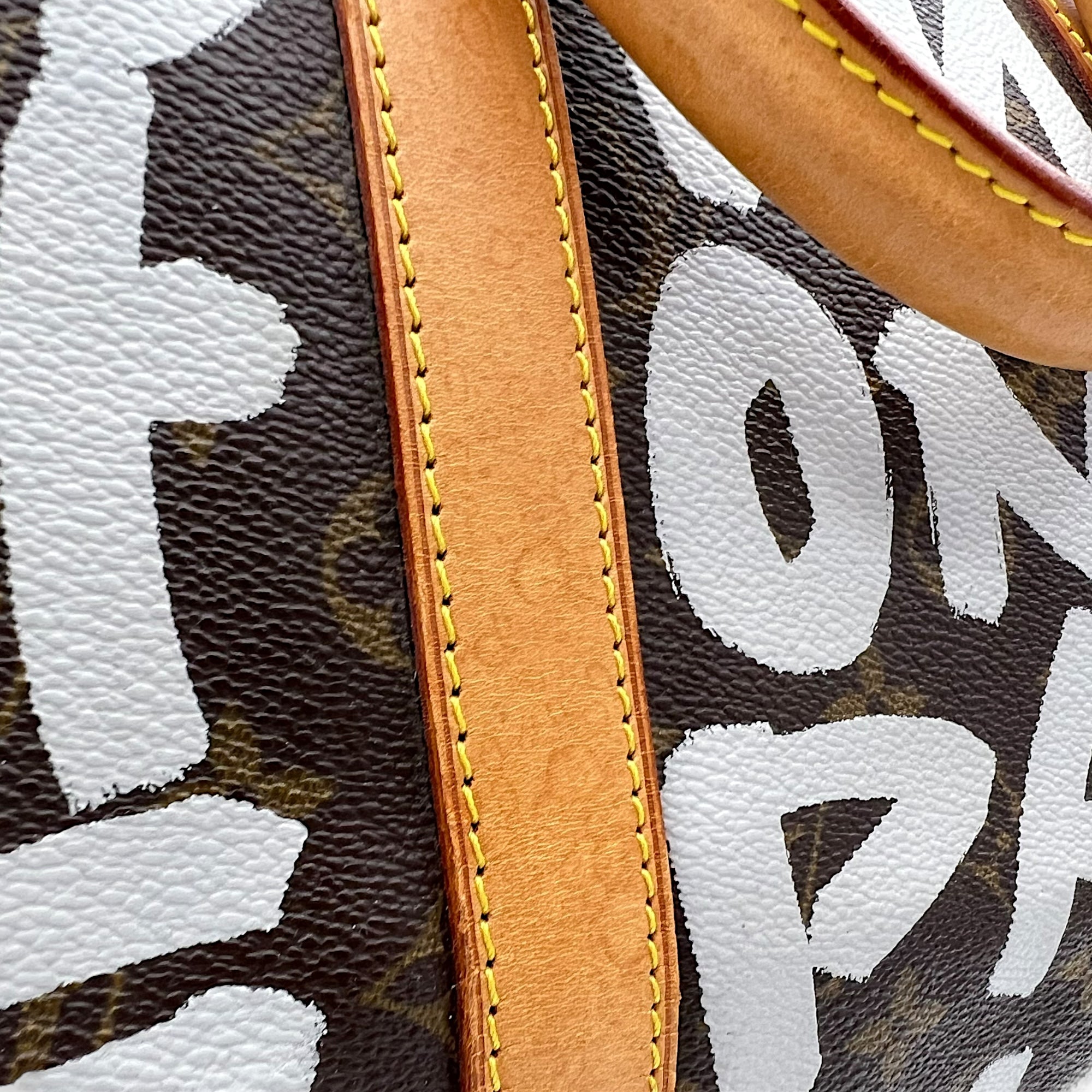 Louis Vuitton Stephen Sprouse Keepall 50 Brown Duffle Bag in Coated Canvas, Gold hardware_13
