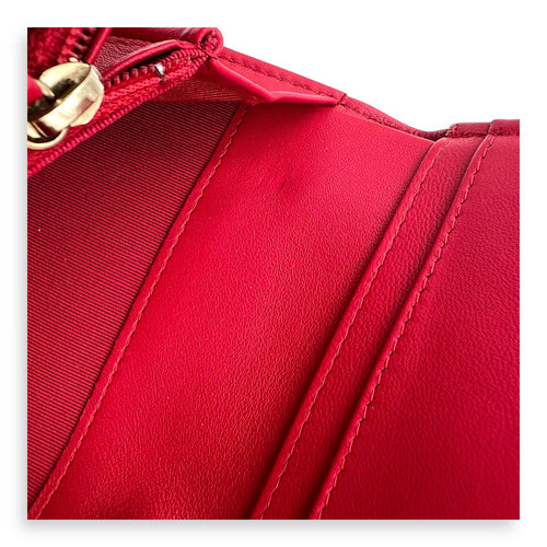 Chanel Classic Wallet Red in Lambskin, Gold hardware_3