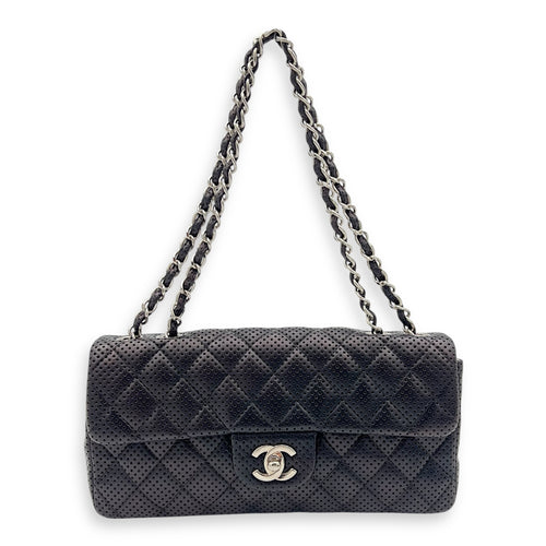 Chanel East West Black Shoulder Bag in Calfskin, Silver hardware_2