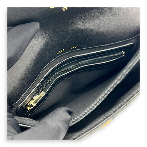 Chanel CC Wristlet Black in Lambskin, Gold hardware_10
