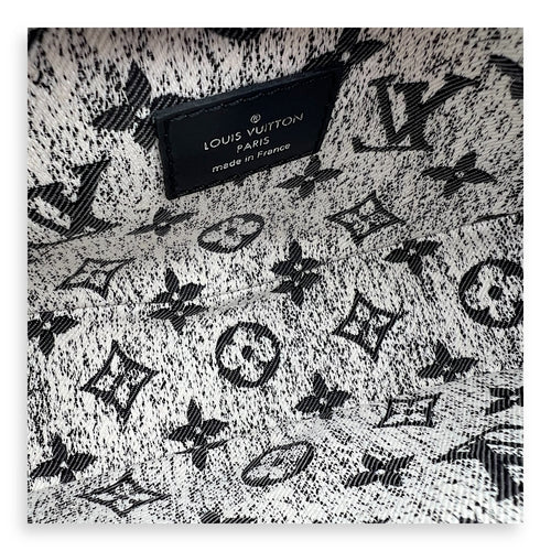 Louis Vuitton Loop Shoulder Bag Black in Denim, Silver hardware_1