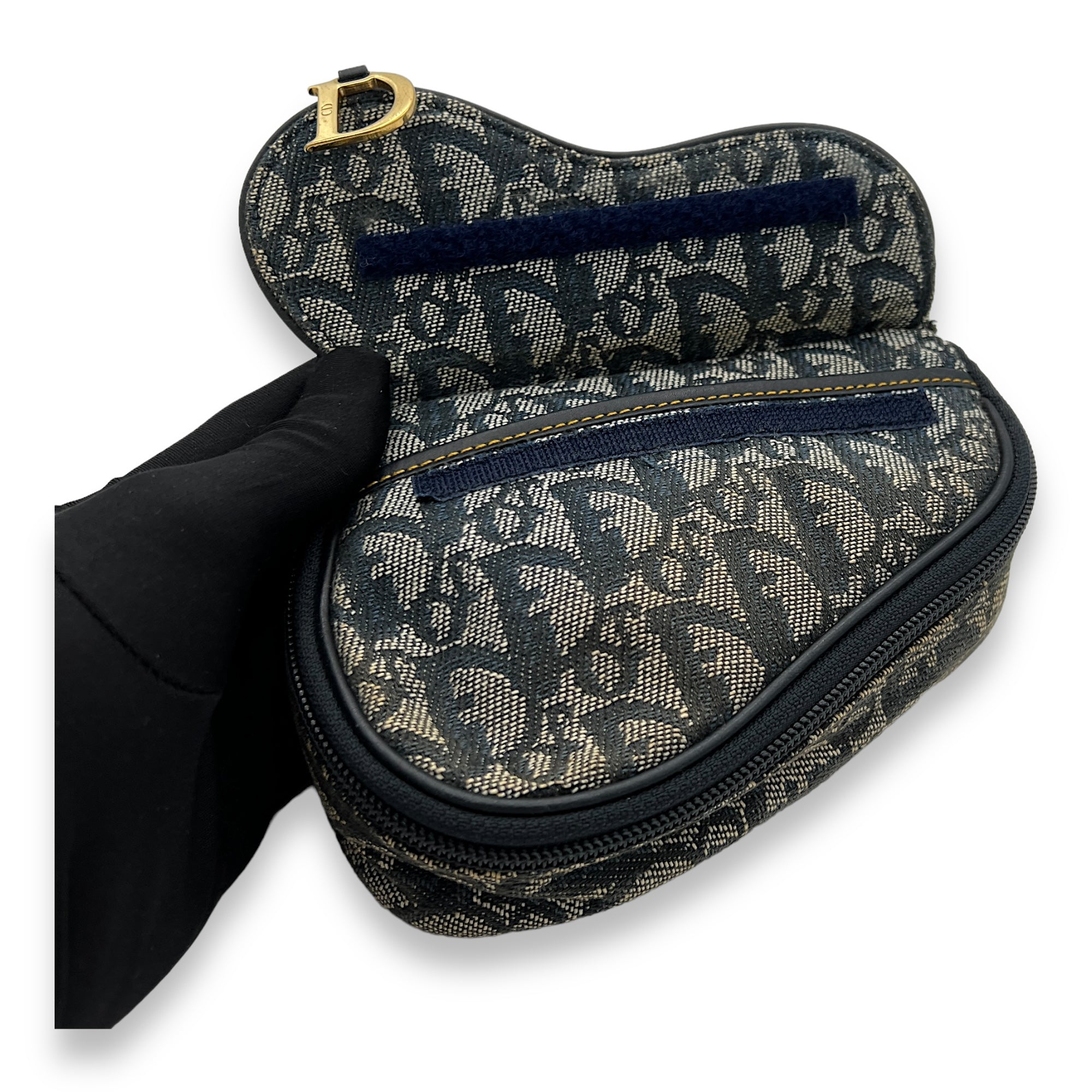 Saddle Pouch Blue in Jacquard, Gold hardware