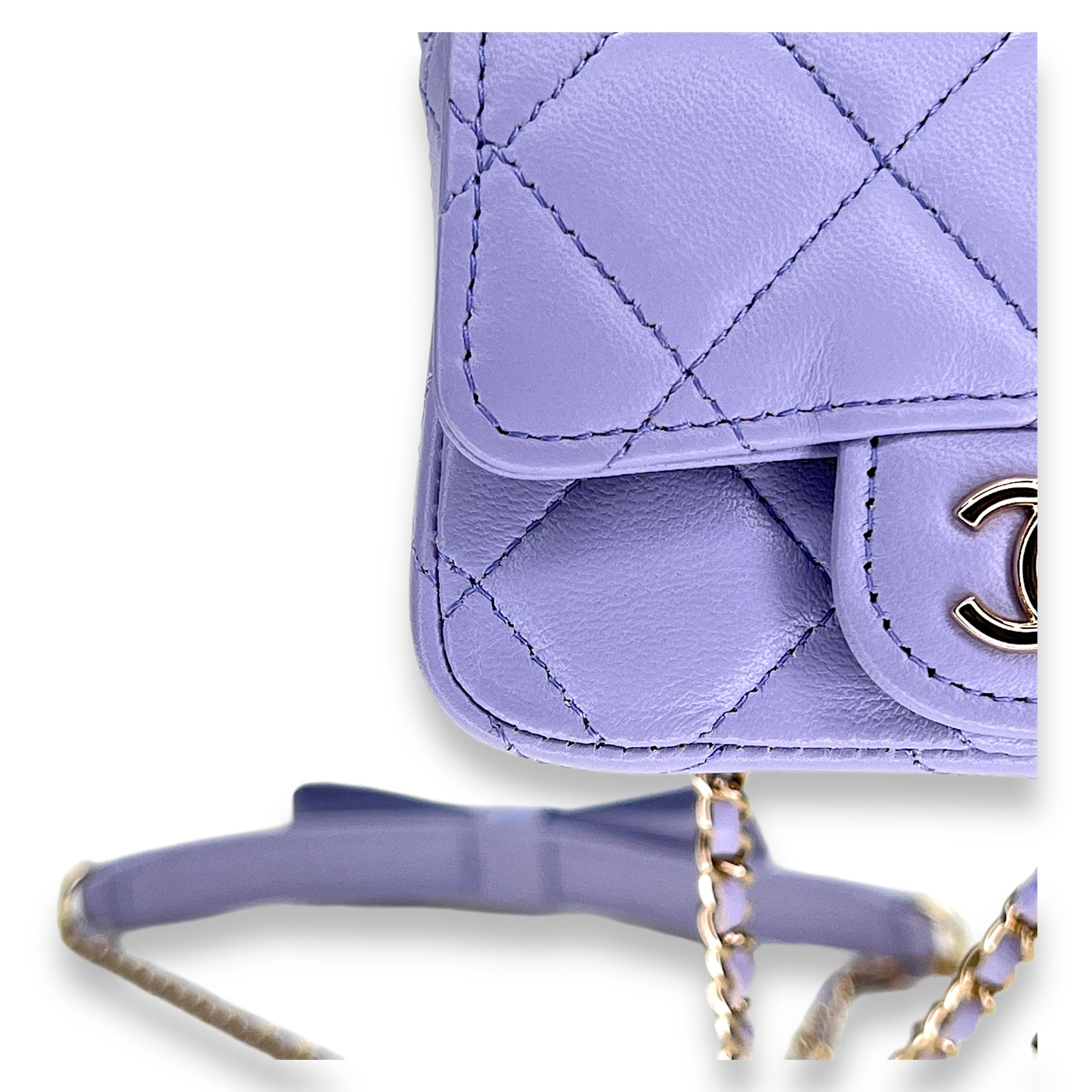 Classic Flap Chain Mini Purple Card Holder in Lambskin, Light Gold hardware