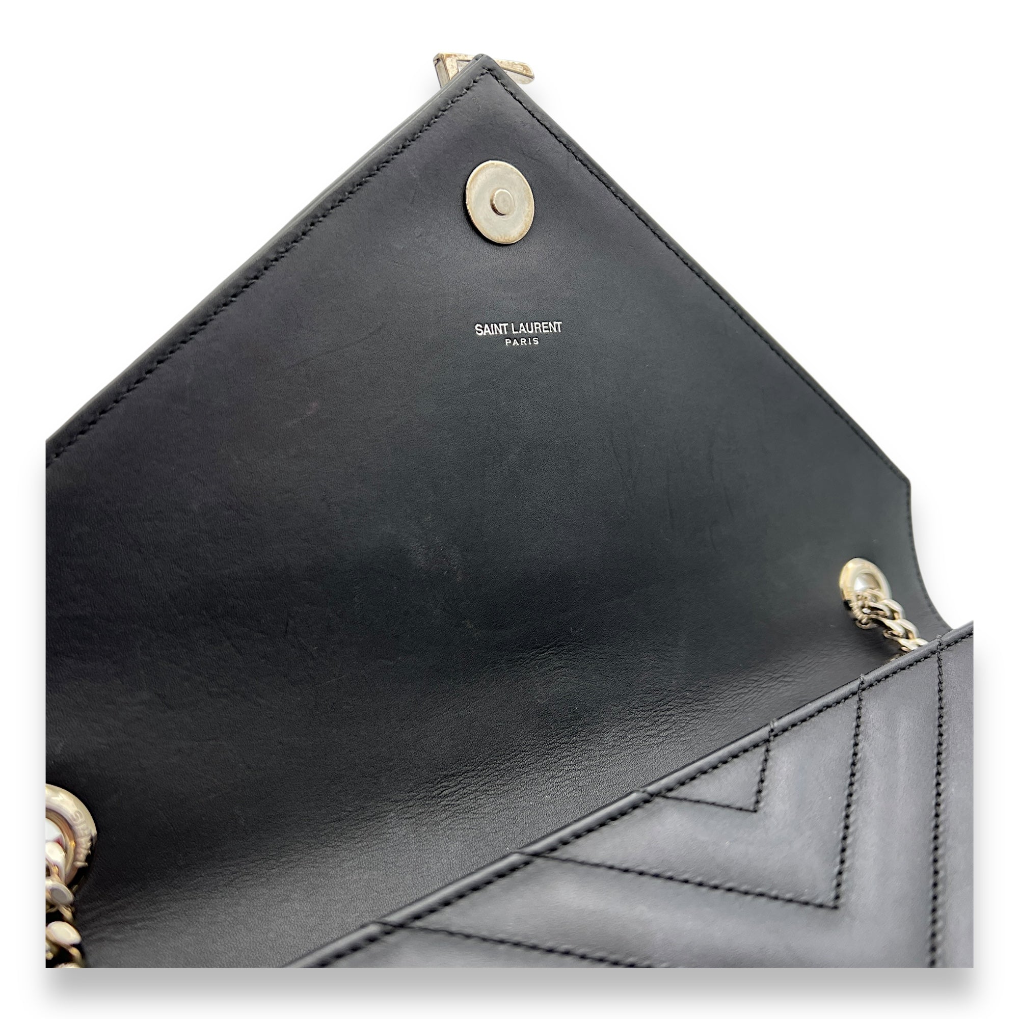 Envelope Shoulder Bag Black in Calfskin, Silver hardware