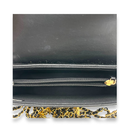 Quilted Flap Crossbody bag in Lambskin, Gold Hardware