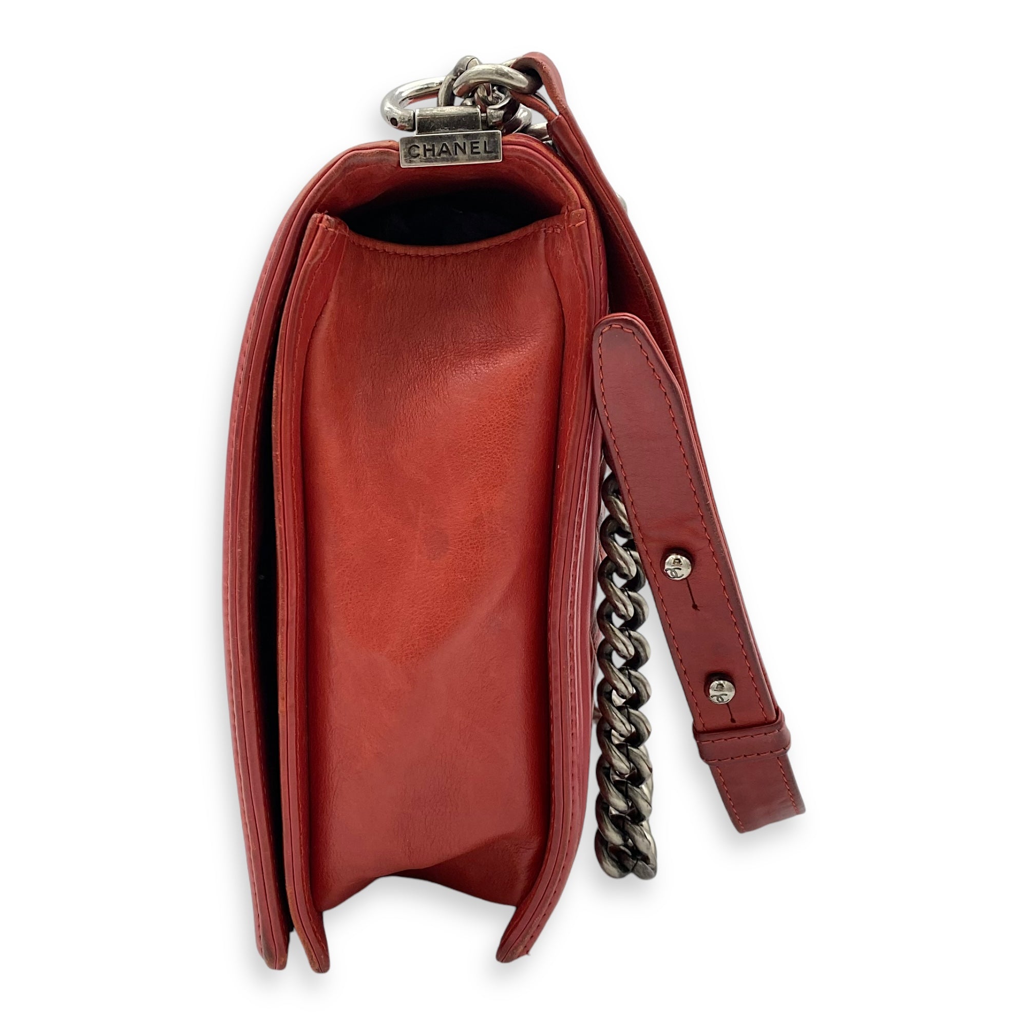 Boy Shoulder Bag Red in Lambskin, Ruthenium hardware