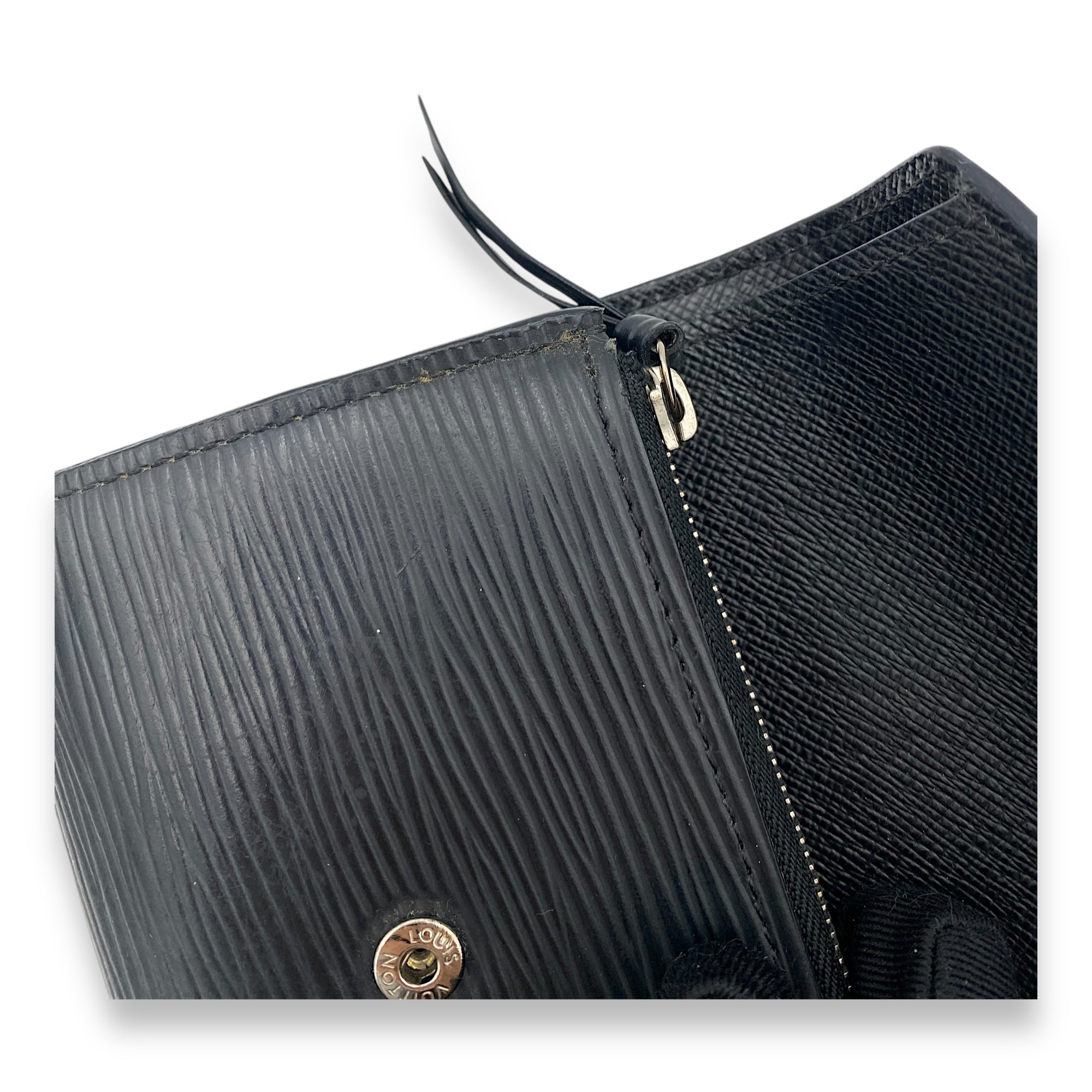 Victorine Black Wallet in Epi Leather, Silver hardware