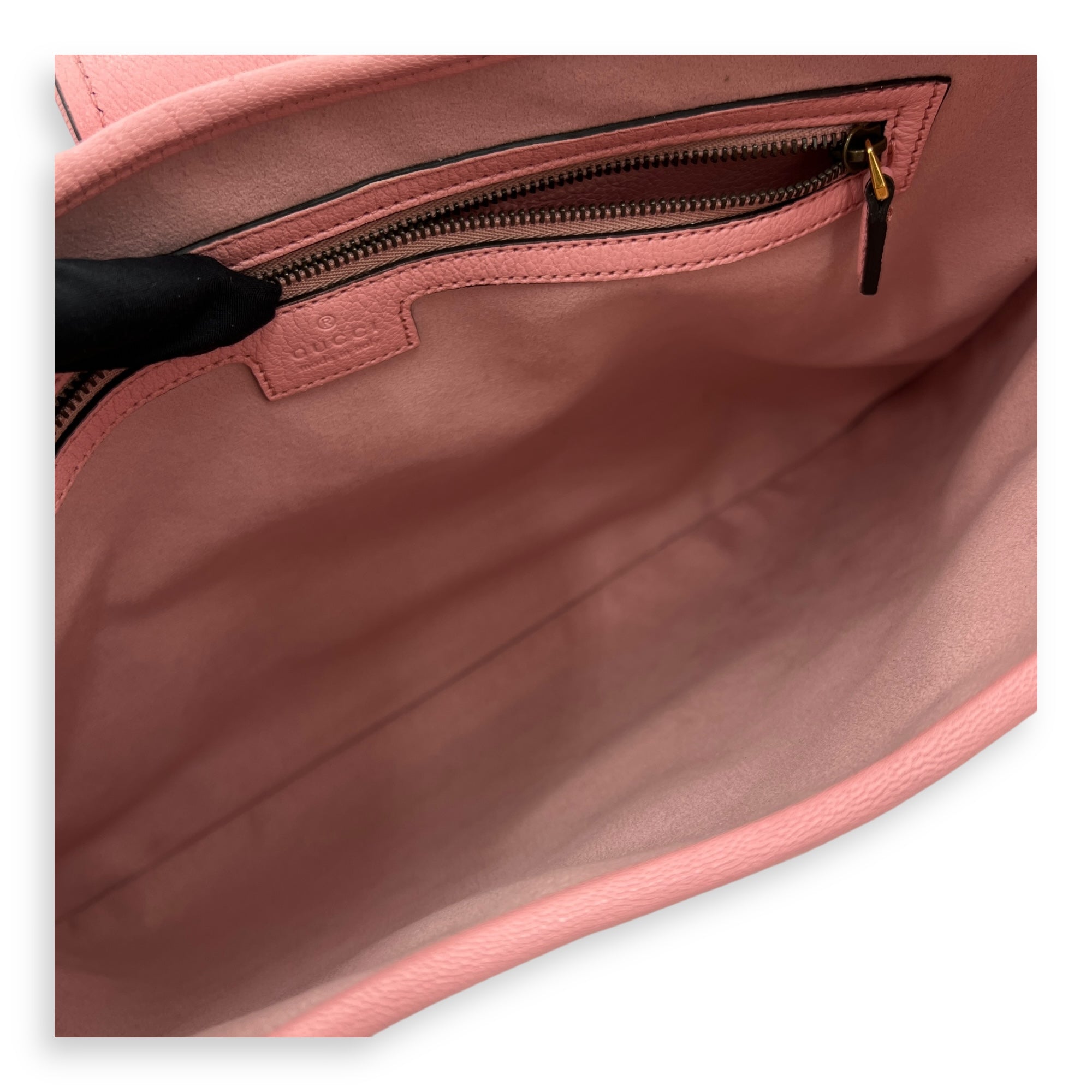 Aphrodite Pink Shoulder Bag in Goat Leather, Gold hardware