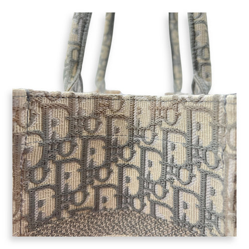 Christian Dior Book Tote Medium Grey Top Handle Bag in Jacquard_11