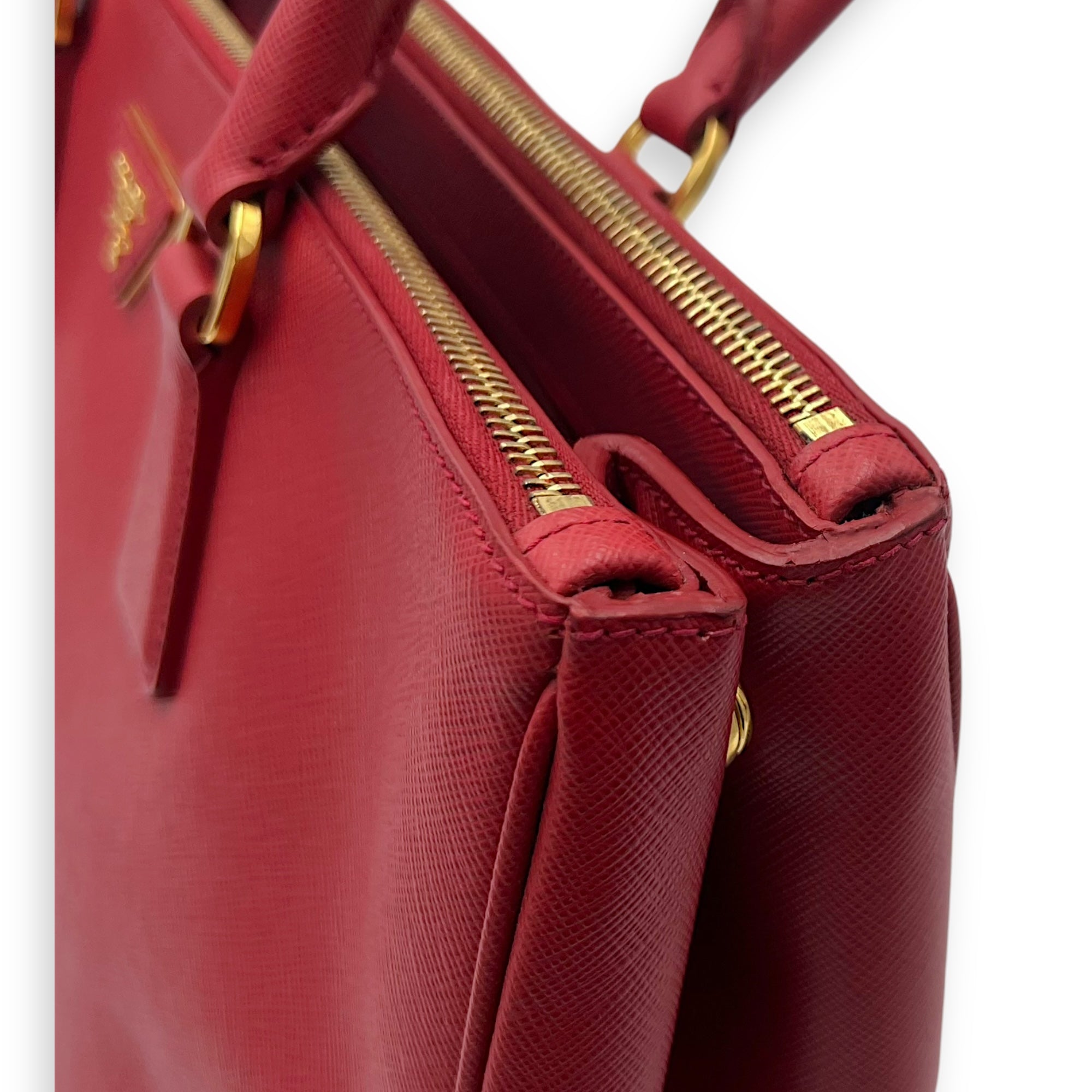 Prada Galleria Top Handle Bag Red in Saffiano Leather, Gold hardware_11