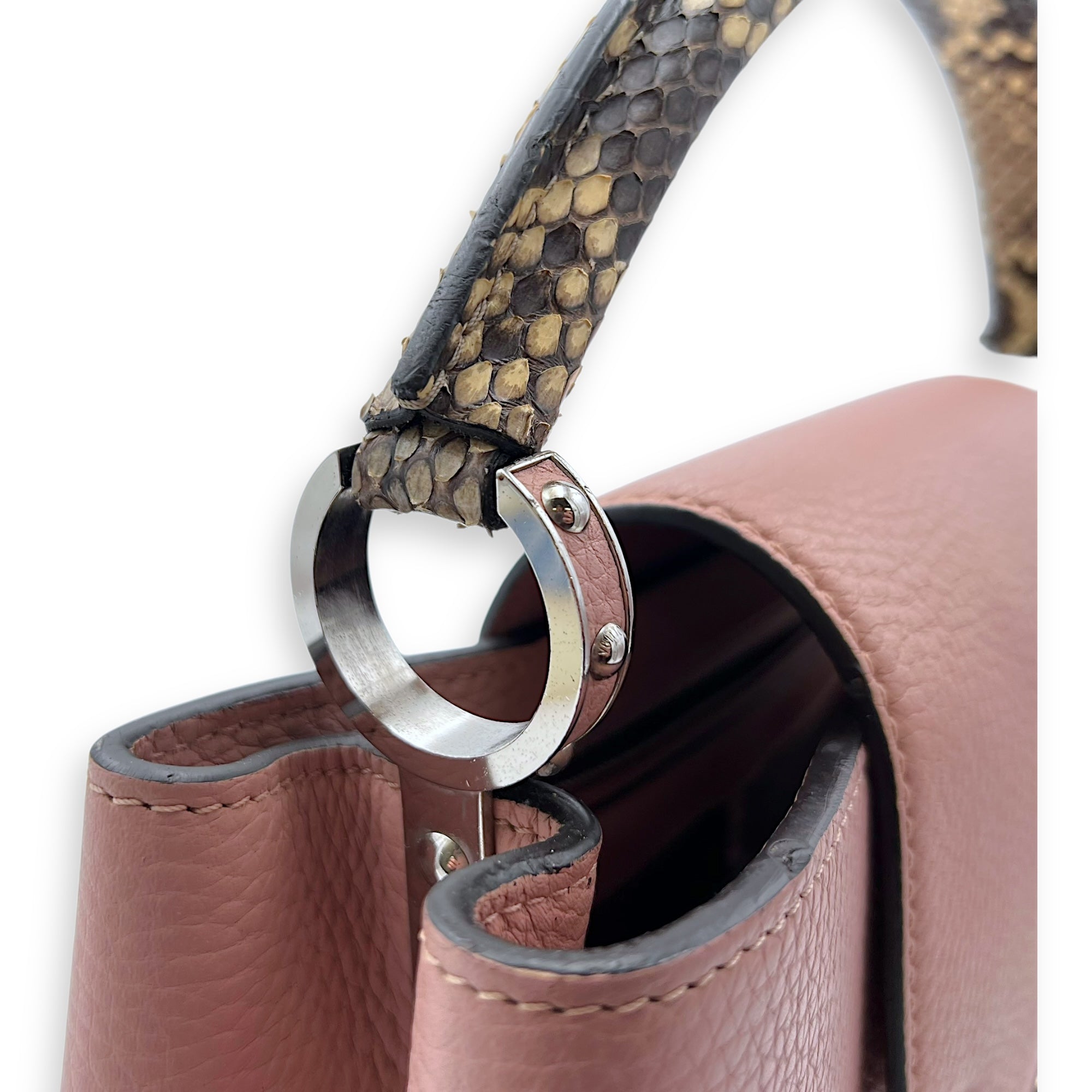 Louis Vuitton Capucines PM Pink Top Handle Bag in Taurillon Leather, Silver hardware_10