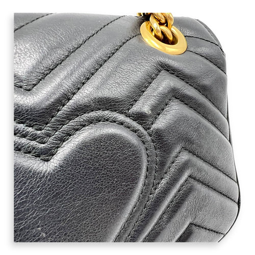 Gucci GG Marmont Mini Black Shoulder Bag in Calfskin, Gold hardware_11