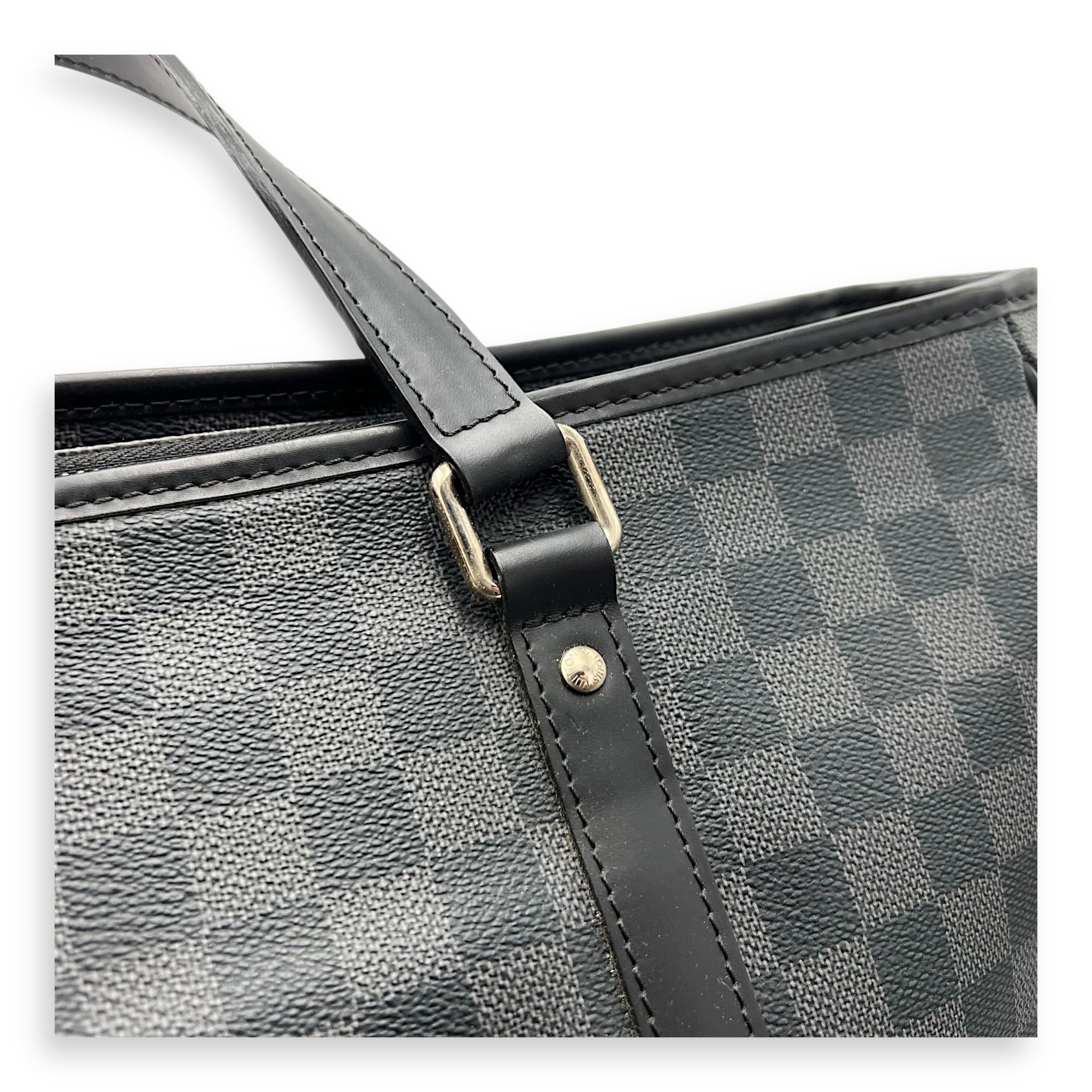 Louis Vuitton Tadao Two Way Top Handle Bag Graphite in Coated Canvas, Silver hardware_10