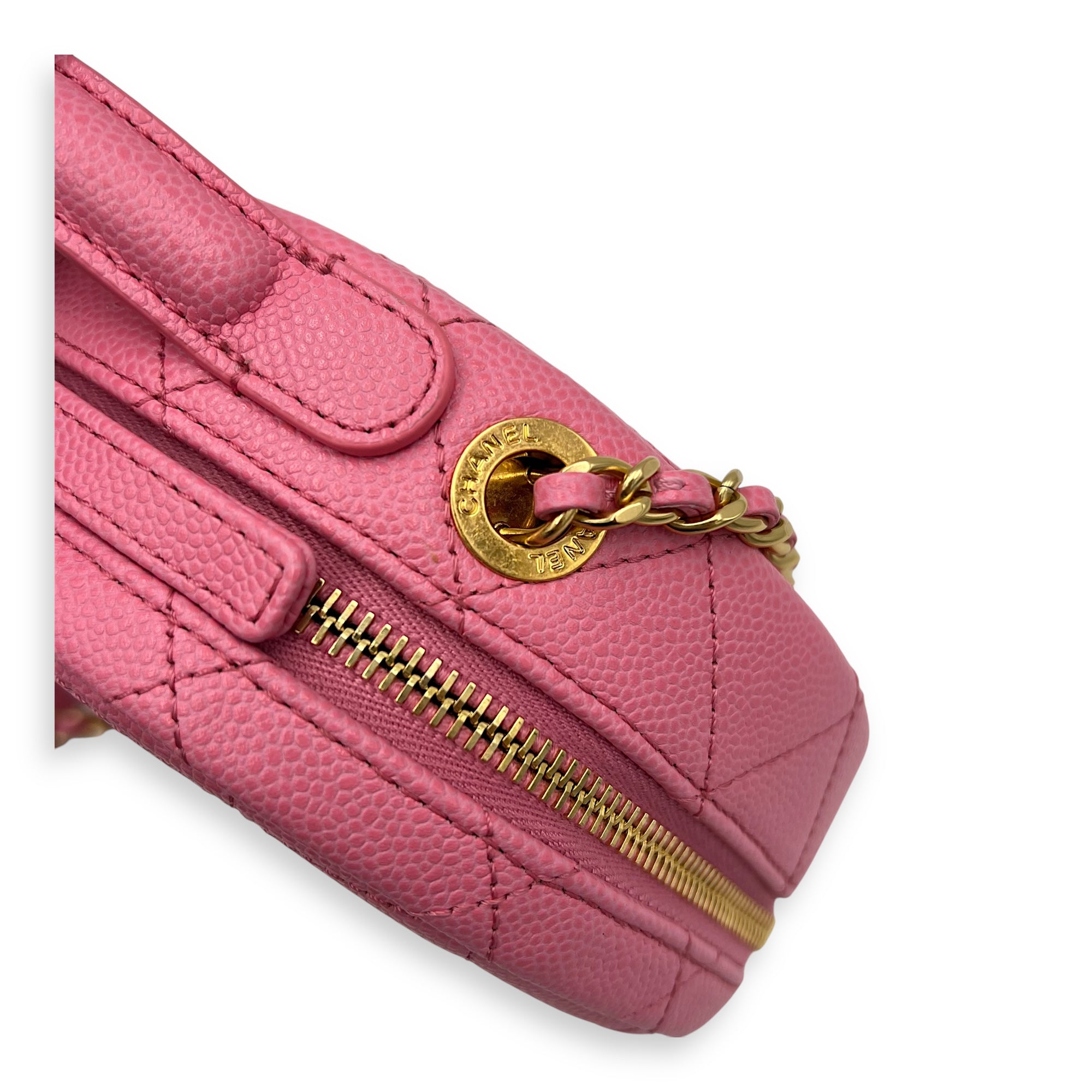 Chanel Round Crossbody Bag Pink in Caviar Leather, Gold hardware_9