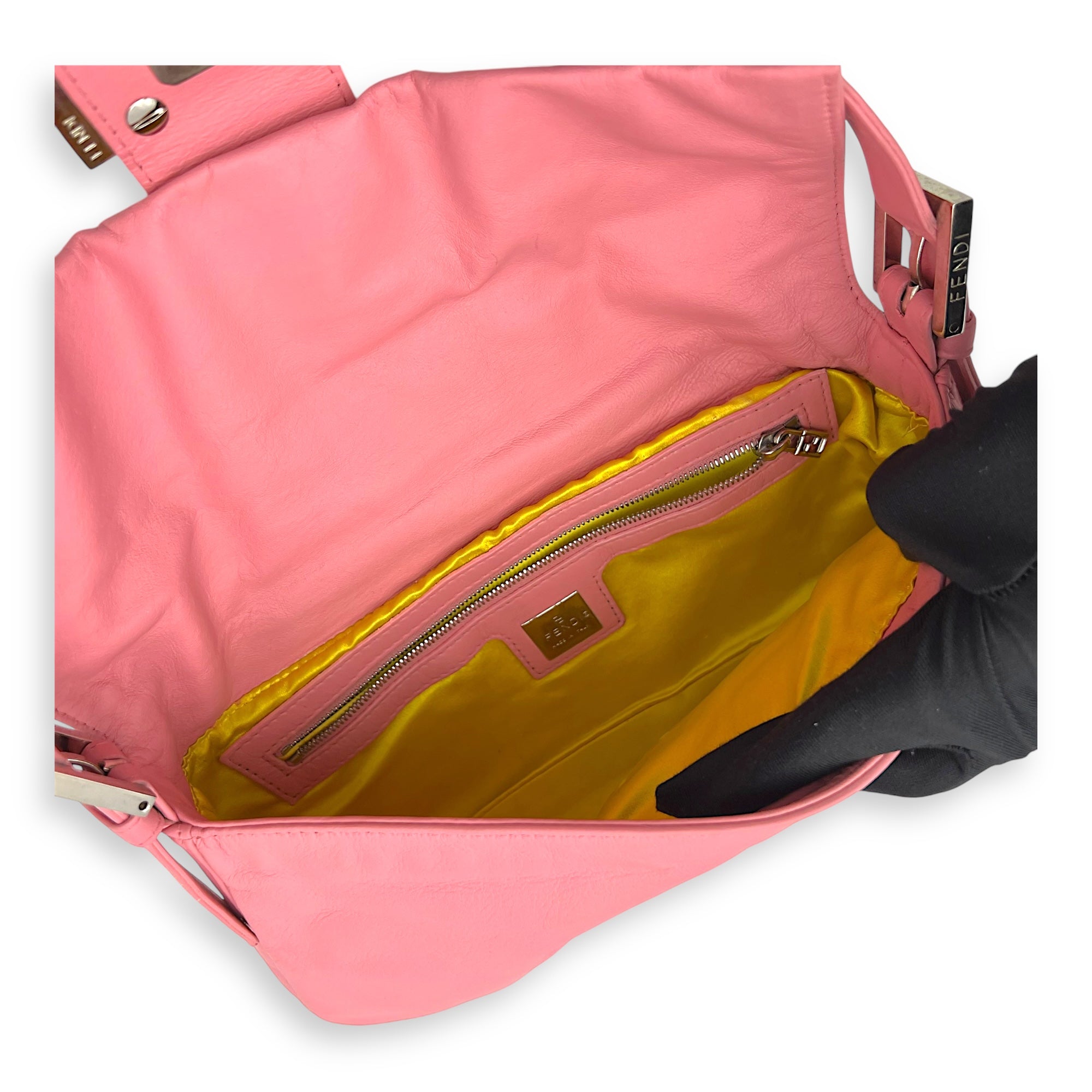 Fendi Baguette Shoulder Bag Pink in Calfskin, Silver hardware_11