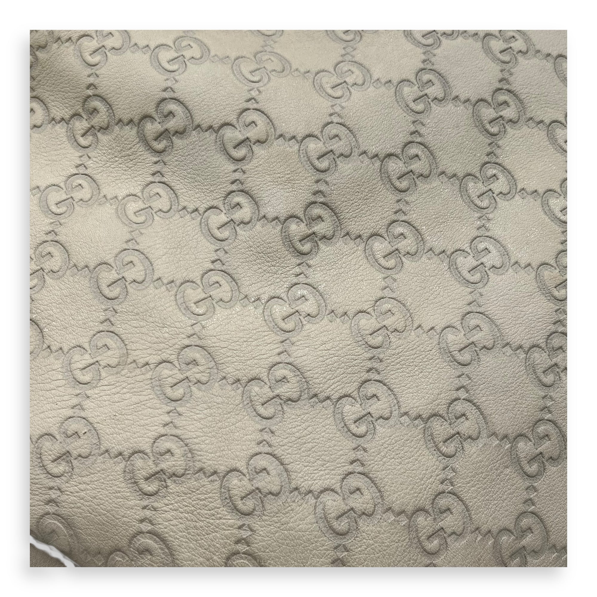 Gucci Babouska Indy White Top Handle Bag in Guccissima Leather, Gold hardware_11