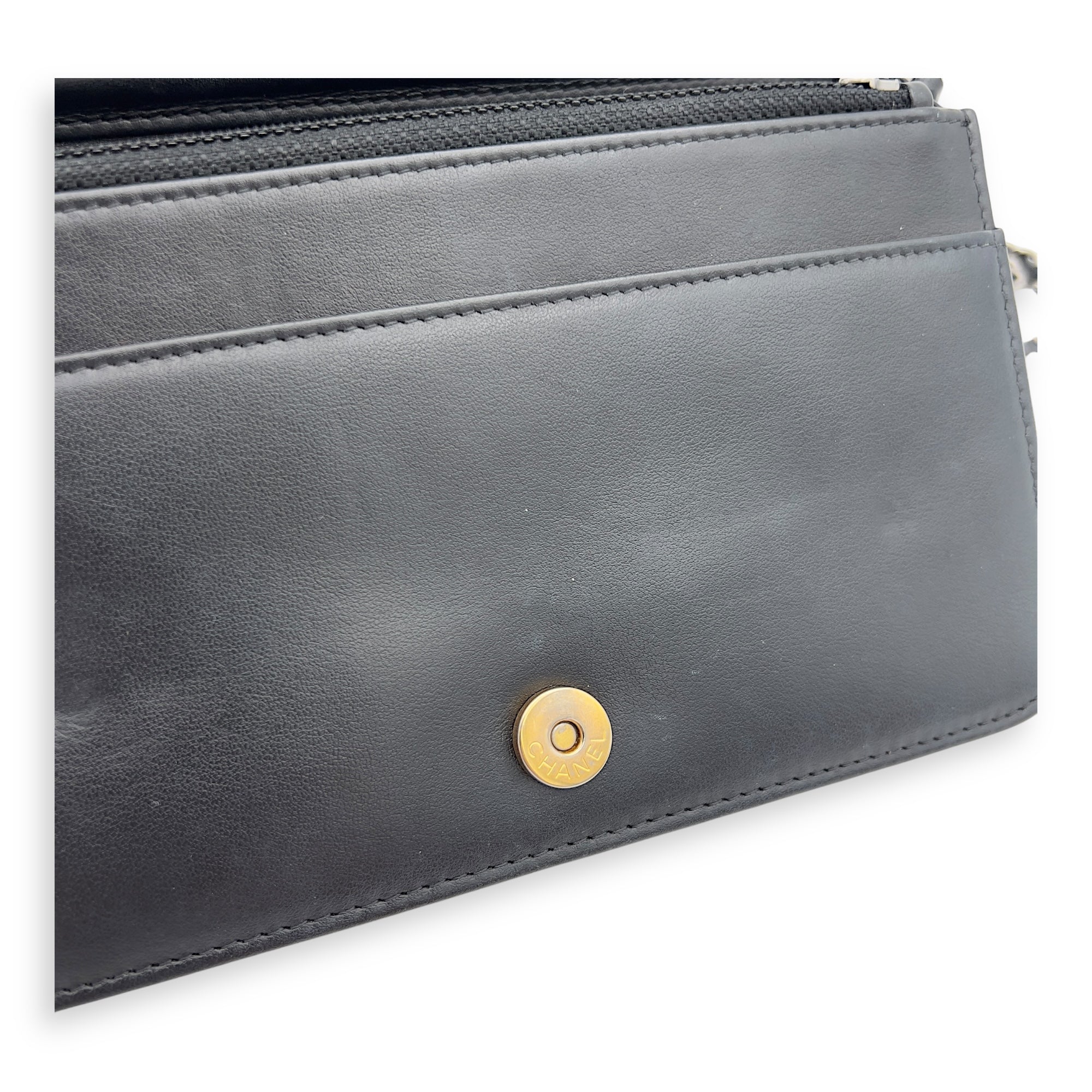 Chanel Gabrielle Wallet On Chain Black in Calfskin, Gold hardware_9