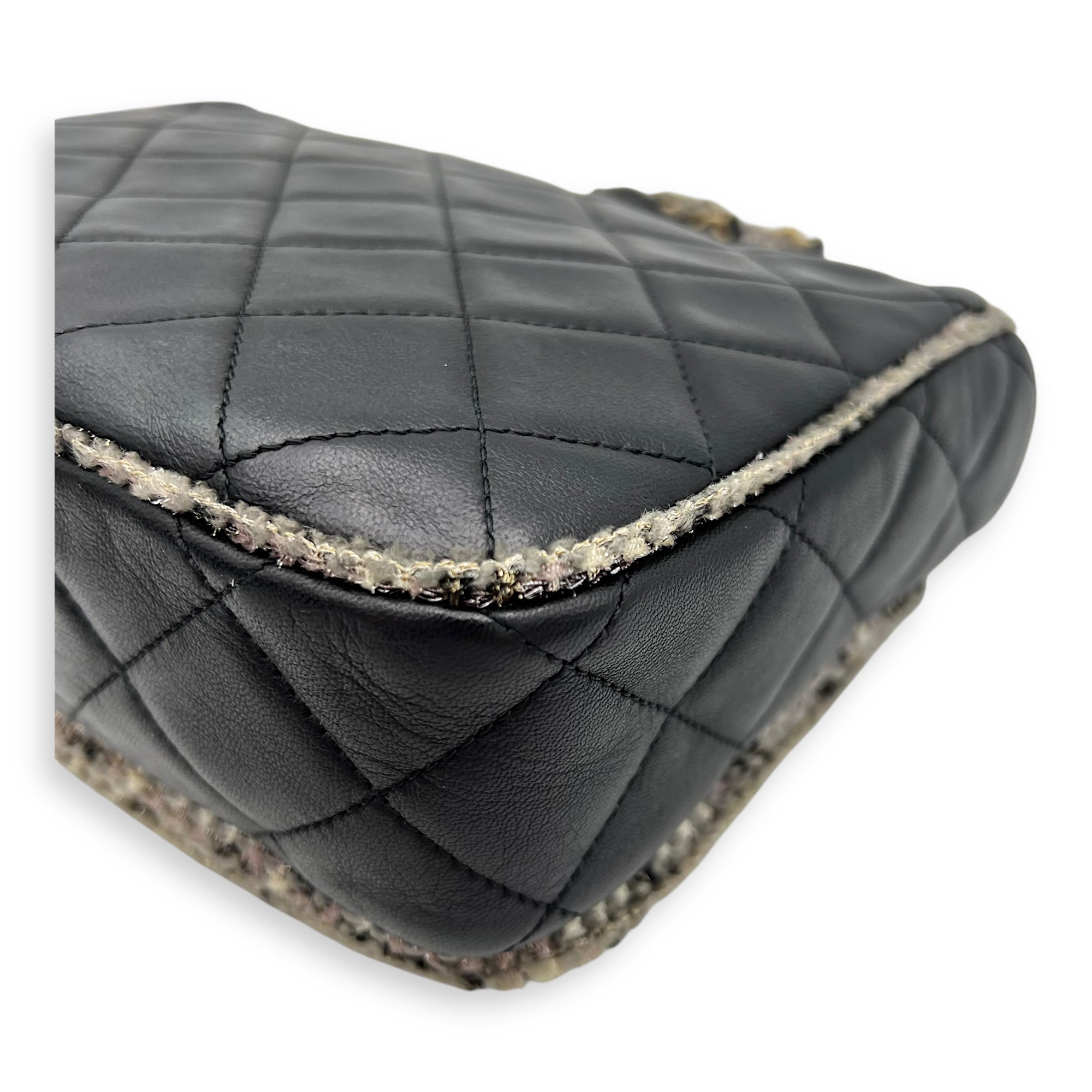 Chanel CC Crossbody Bag Black in Calfskin, Mixed hardware_9