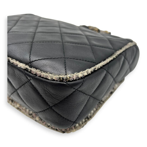 Chanel CC Crossbody Bag Black in Calfskin, Mixed hardware_9