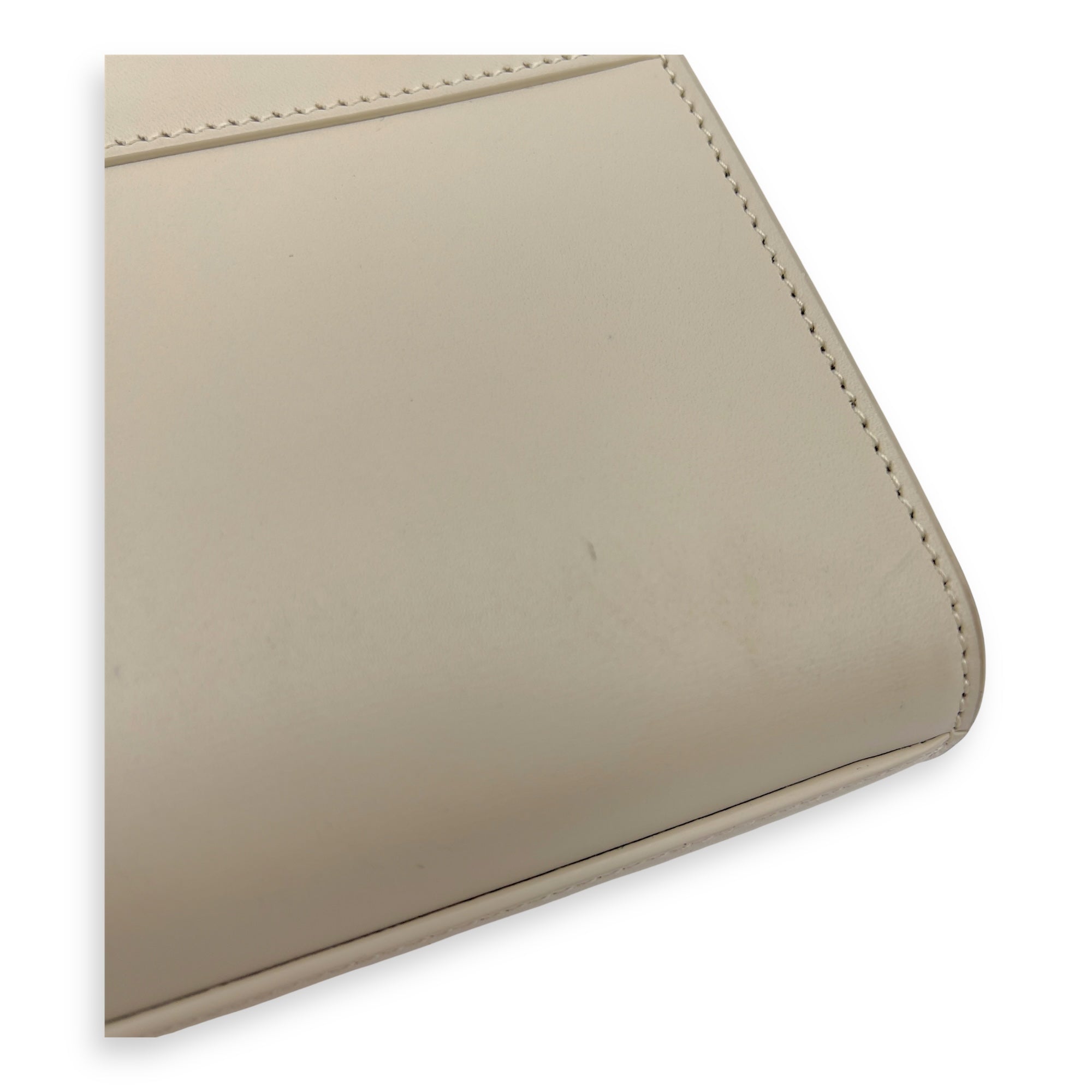 Saint Laurent Manhattan Shoulder Bag White in Calfskin, Gold hardware_10