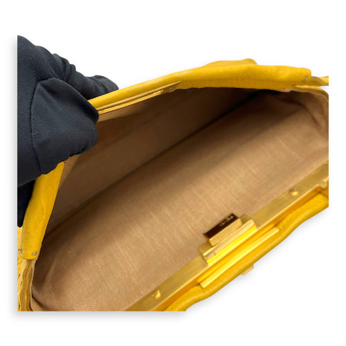 Fendi Peekaboo Top Handle Bag Yellow in Calfskin, Gold hardware_11