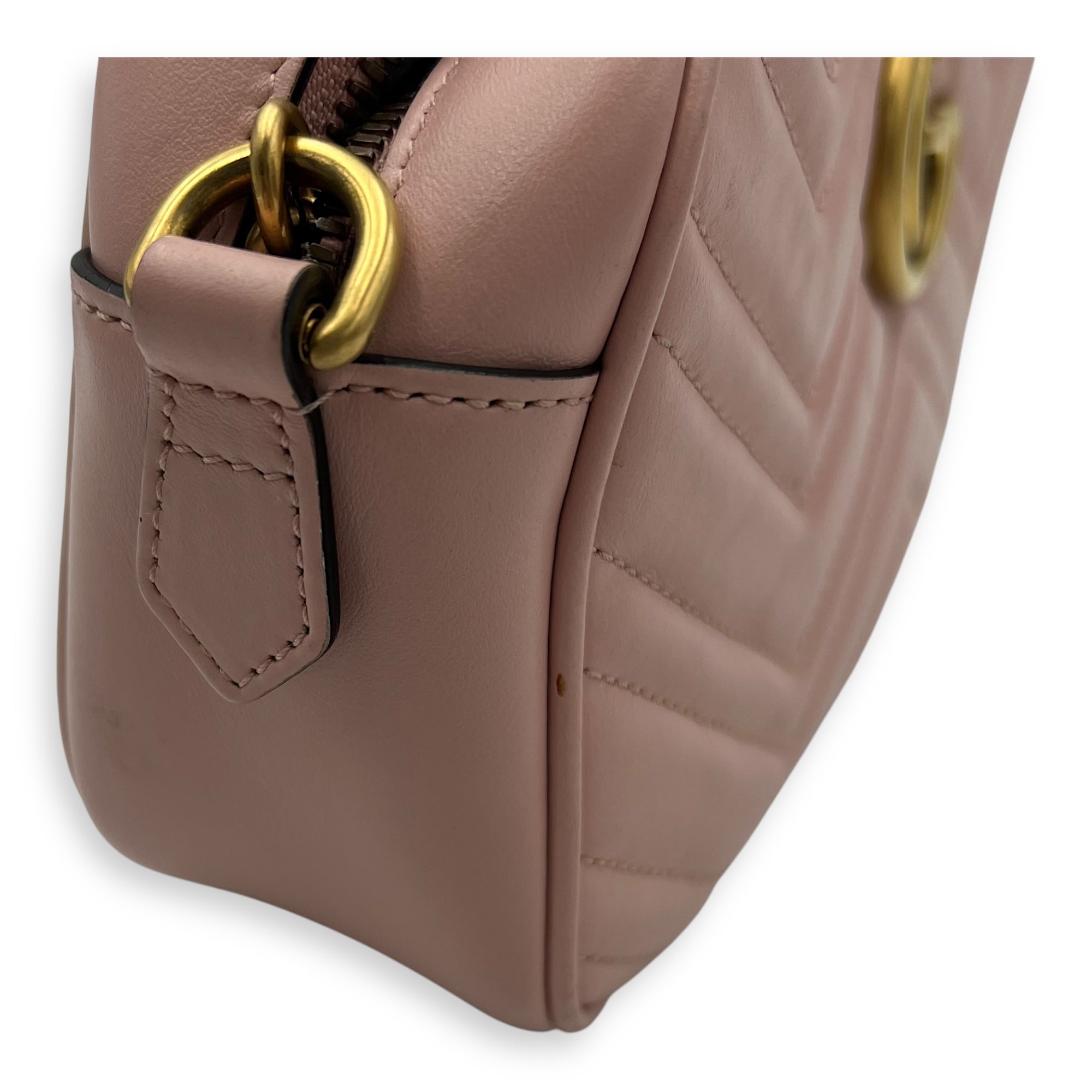 Gucci GG Marmont Crossbody Bag Pink in Calfskin, Gold hardware_11