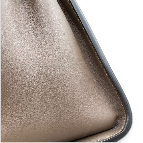 Fendi Peekaboo Top Handle Bag Essentially Beige in Calfskin, Gold hardware_12