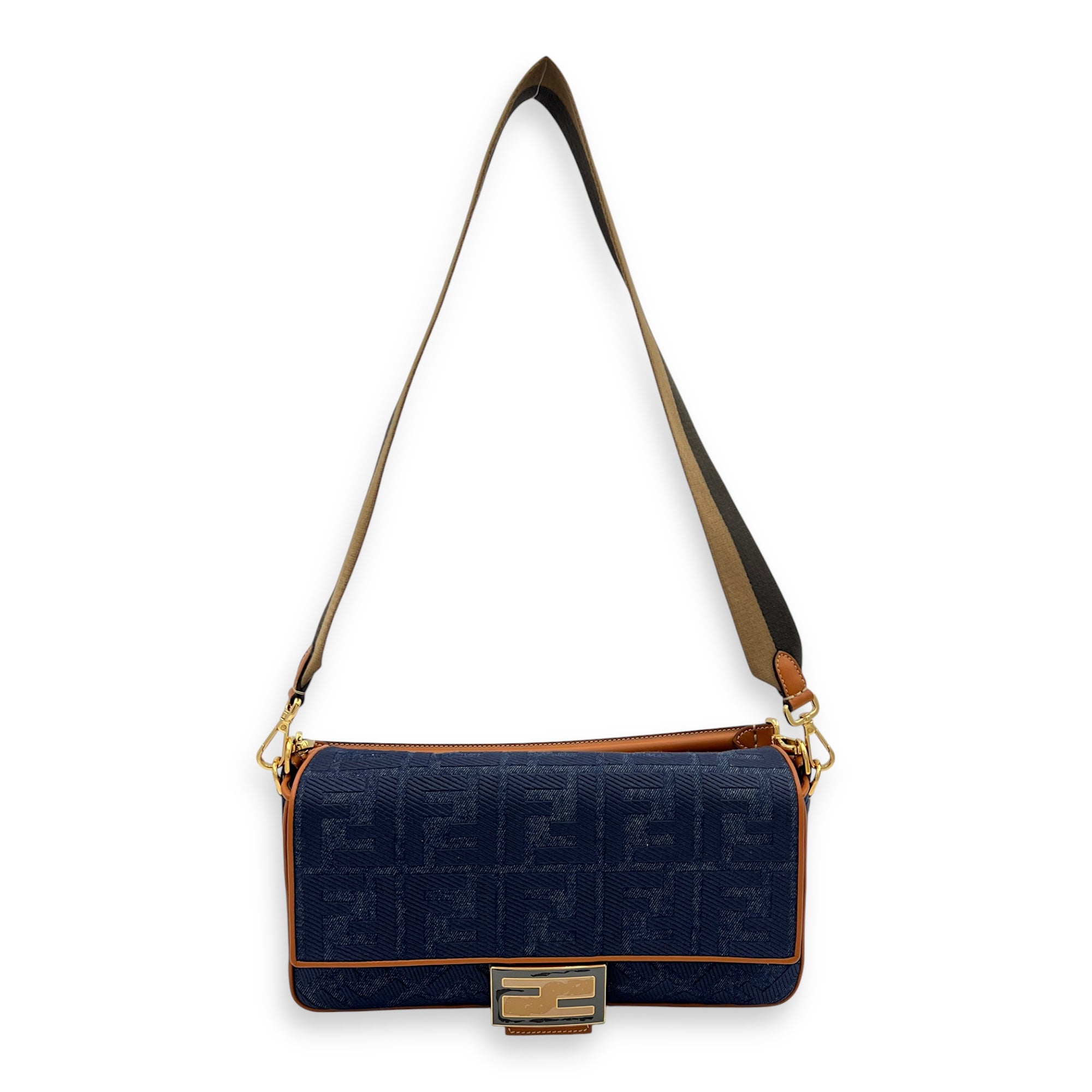 Fendi Baguette Shoulder Bag Blue in Denim, Gold hardware_3
