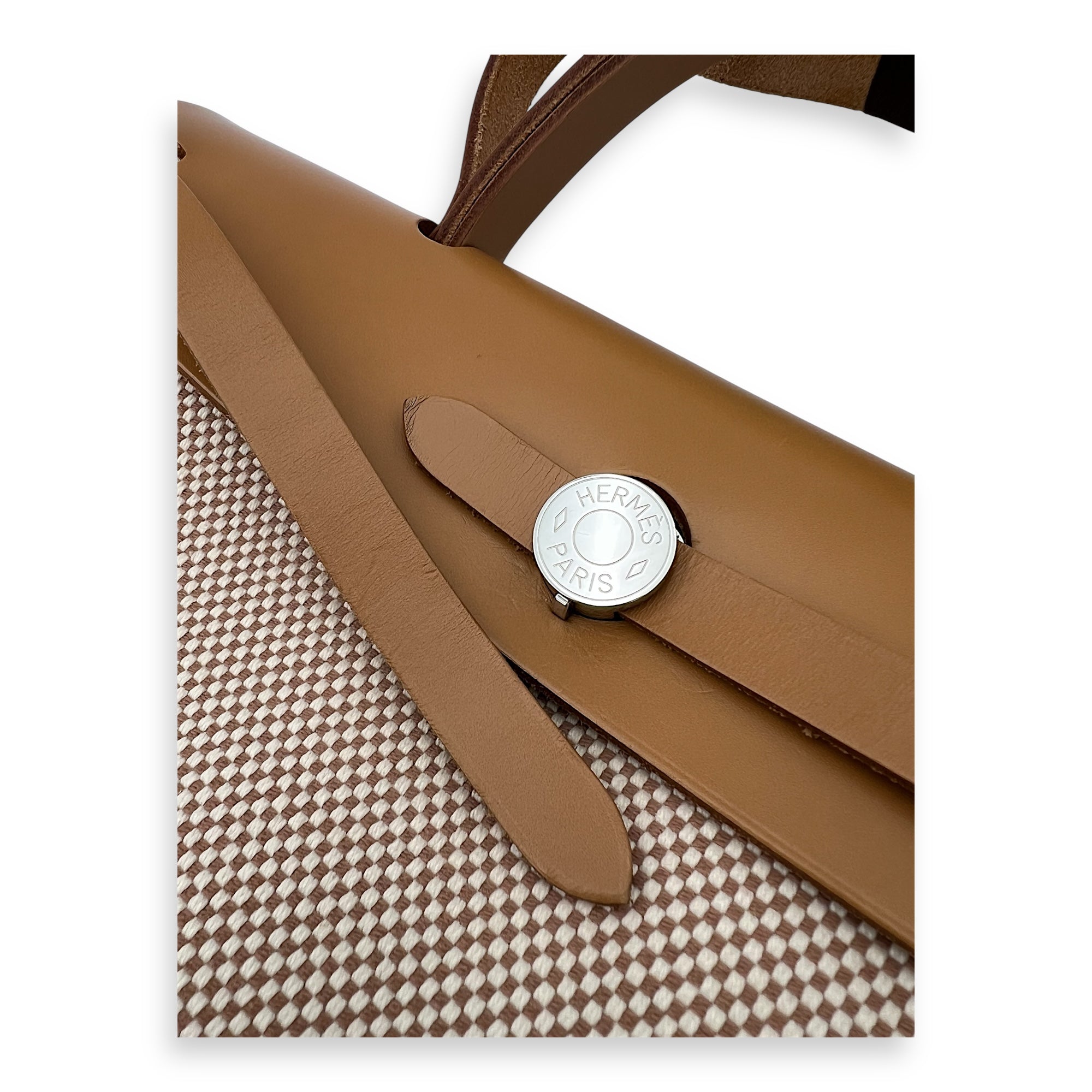 Hermès Herbag 31 Vache Hunter Natural / Sable / Écru Shoulder Bag in Canvas, Palladium hardware_4
