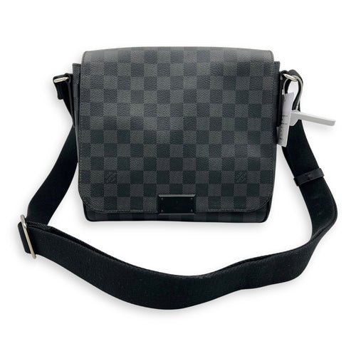 Louis Vuitton District Messenger PM Black in Coated Canvas, Silver hardware_11