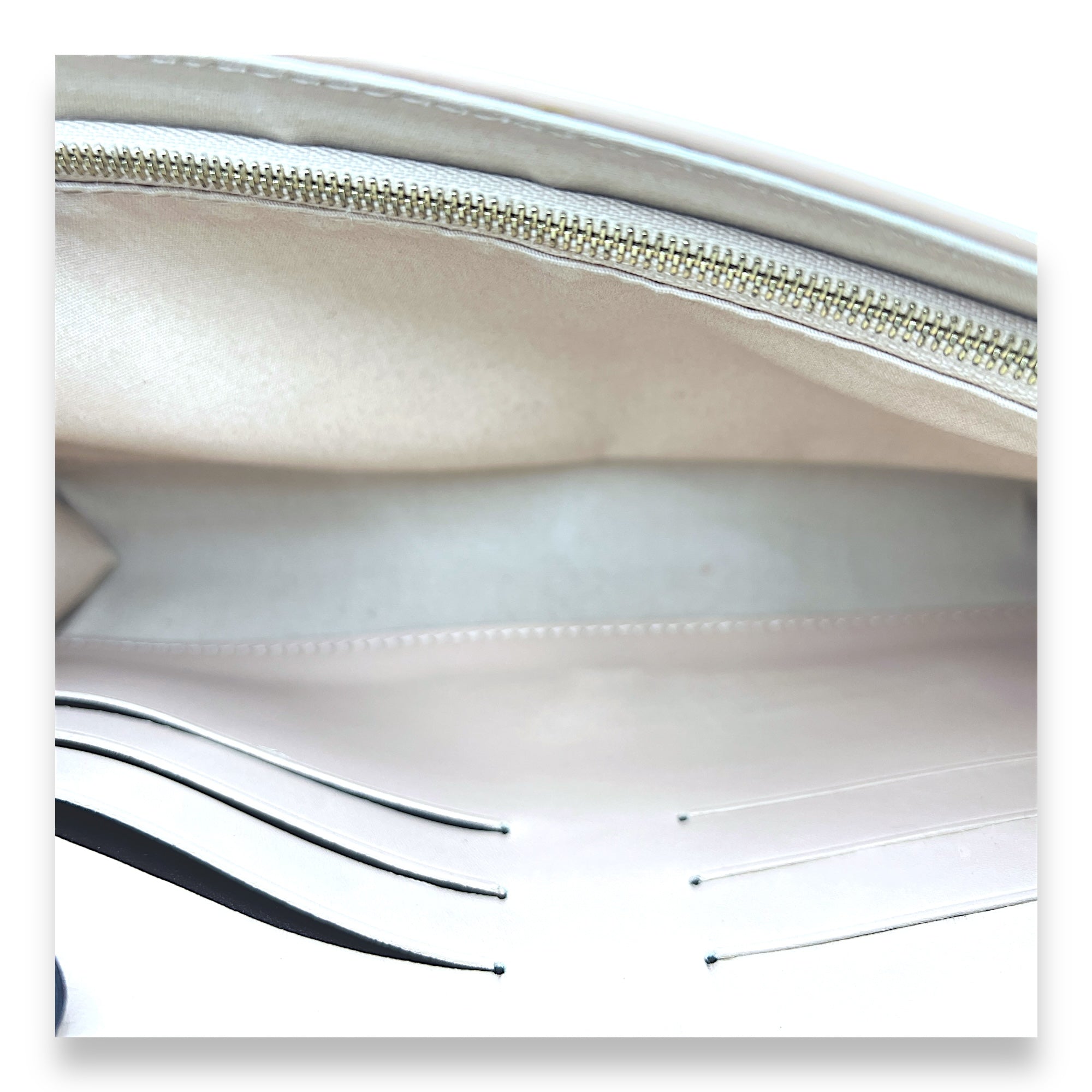 Ana Beige Clutch in Patent Leather, Gold hardware