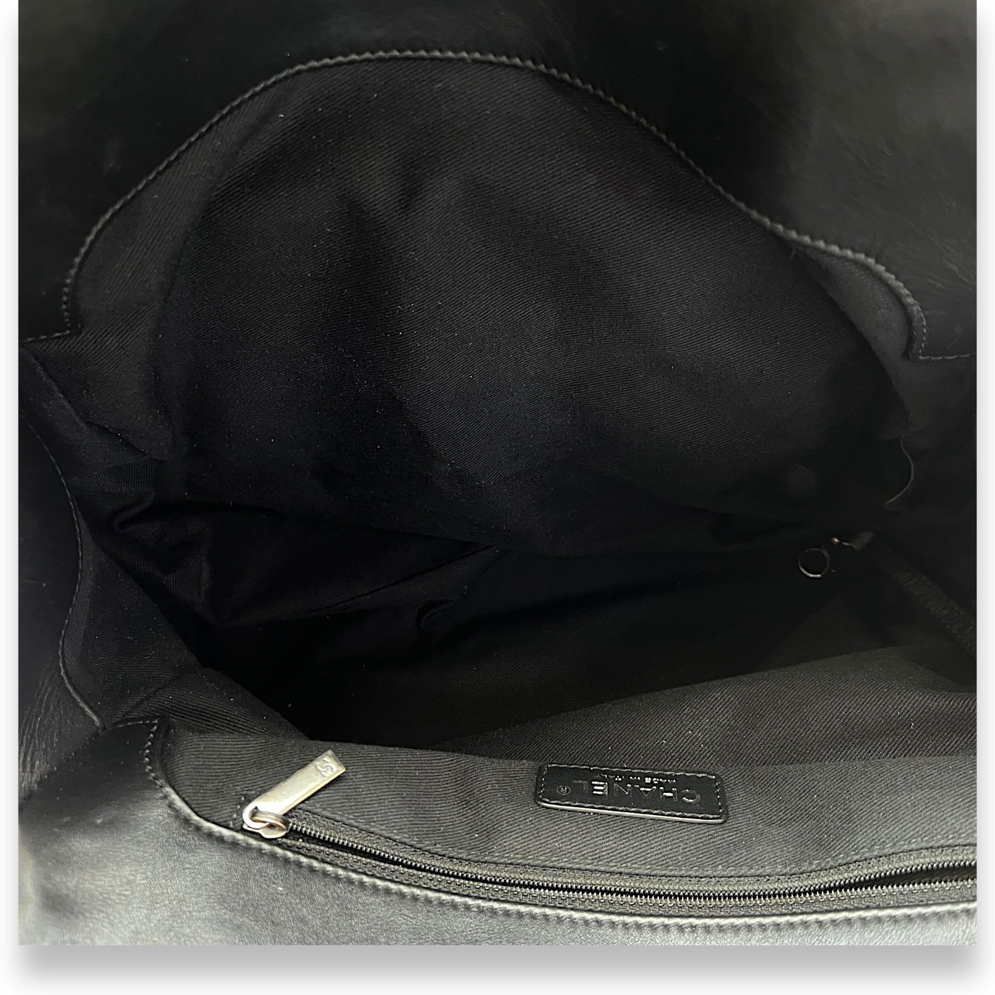 Bowler Shopper Black Shoulder Bag in Calfskin, Ruthenium hardware