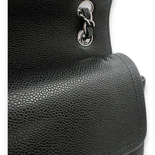 Classic Double Jumbo Black Shoulder Bag in Caviar Leather, Silver hardware