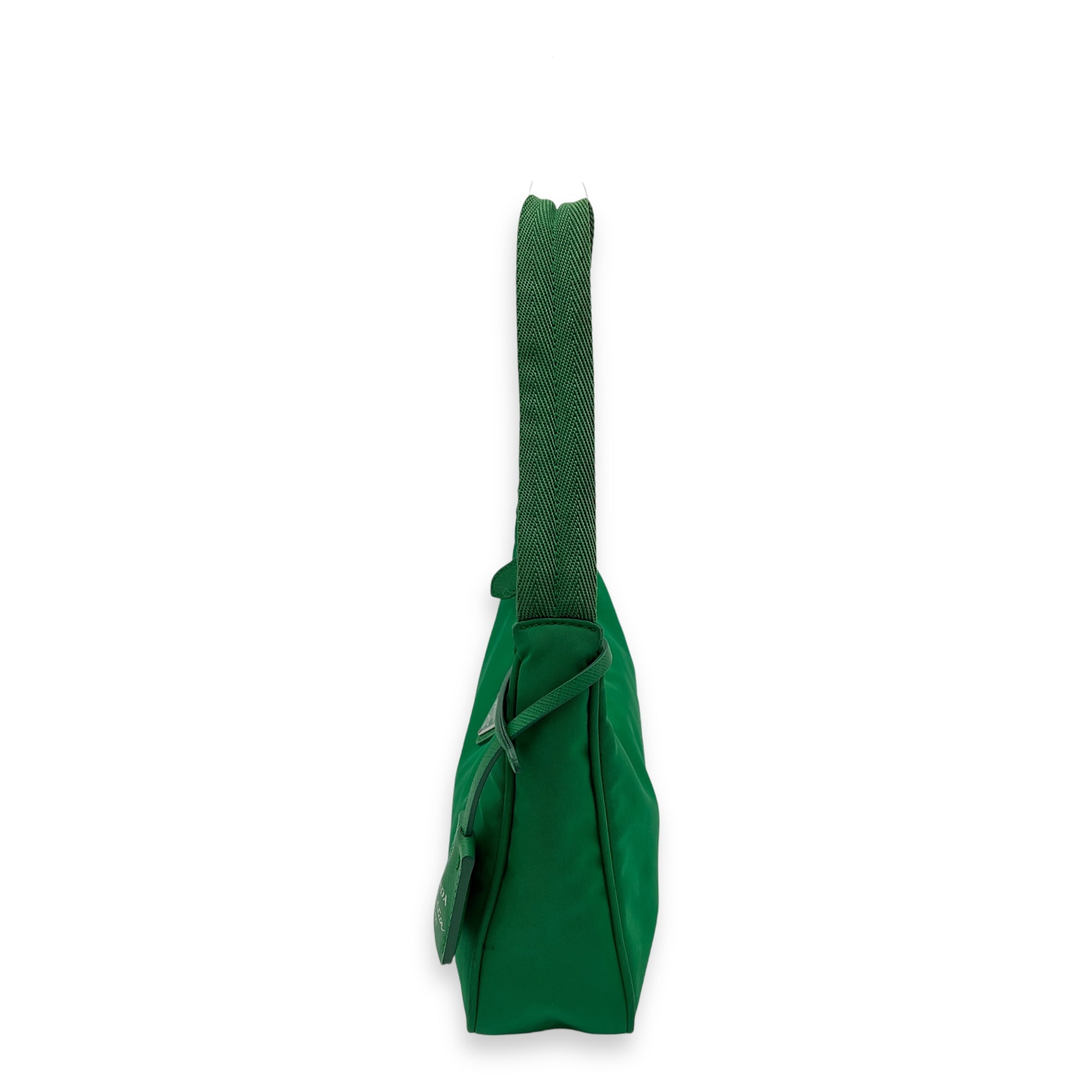 Re-Edition 2000 Shoulder Bag Green in Nylon, Silver hardware