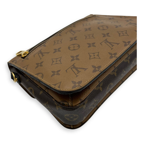 Louis Vuitton Pochette Metis Brown Top Handle Bag in Monogram Coated Canvas, Gold hardware_16