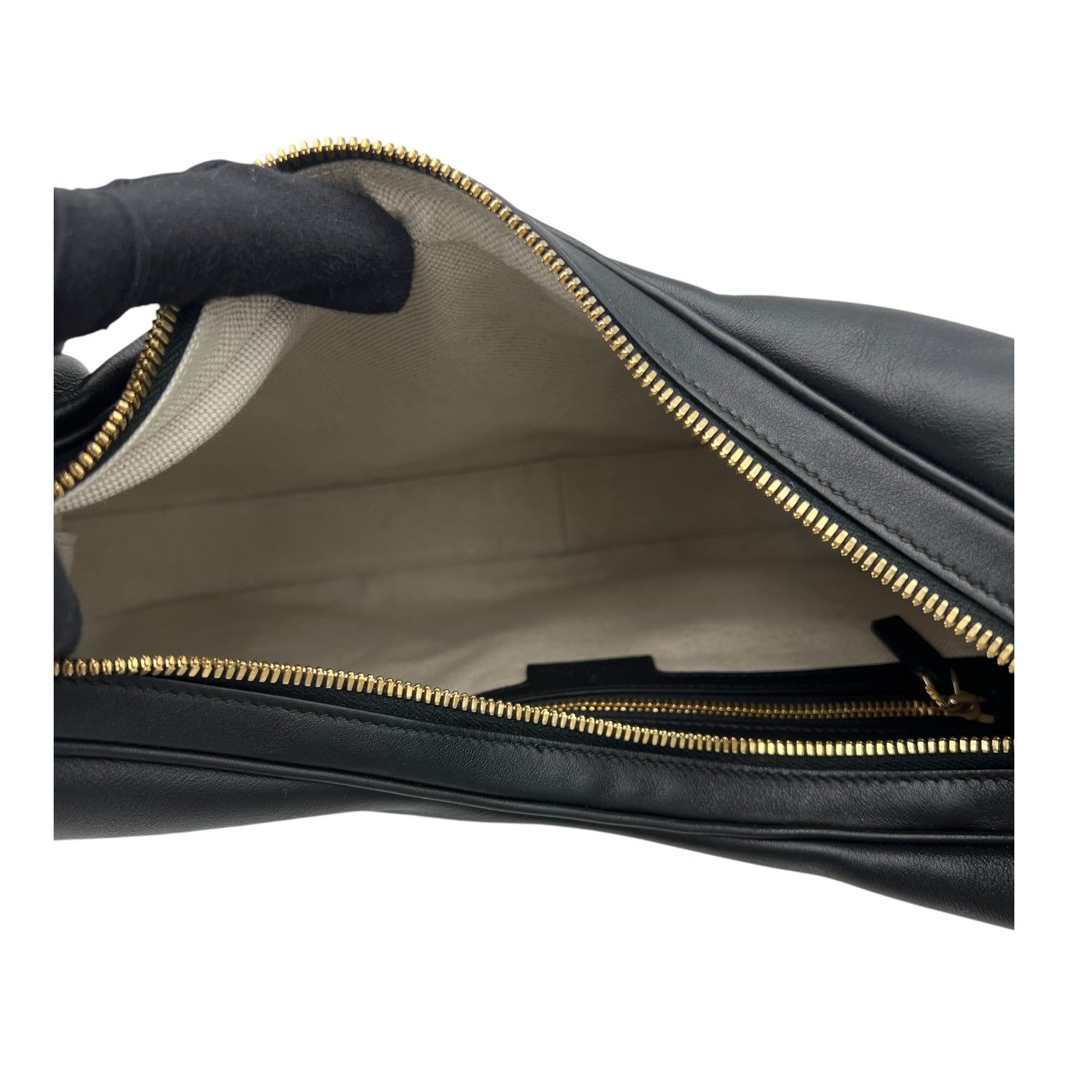 Gucci Attache Shoulder Bag Black in Calfskin, Gold hardware_6