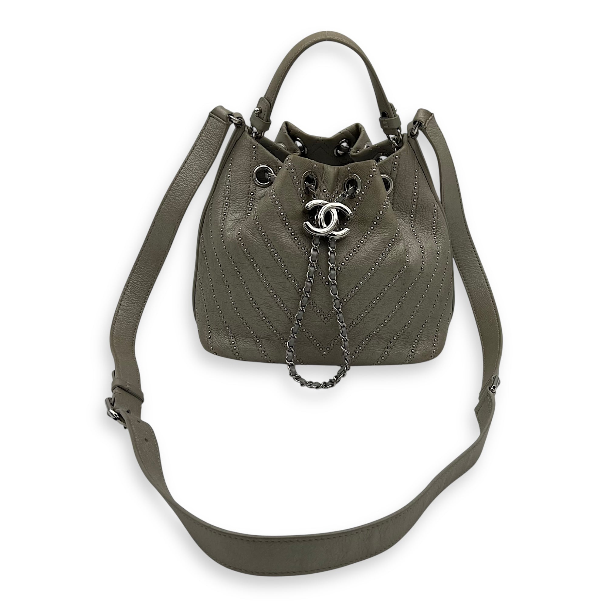 Chanel CC Chevron Bucket Bag Silver in Calfskin, Silver hardware_13